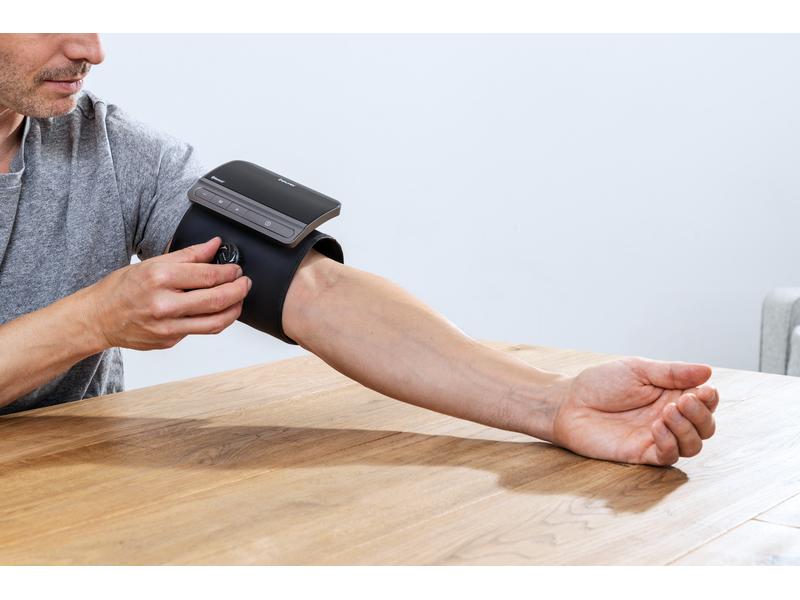 Beurer Blutdruckmessgerät BM 81 easyLock Oberarm-Blutdruckmessgerät