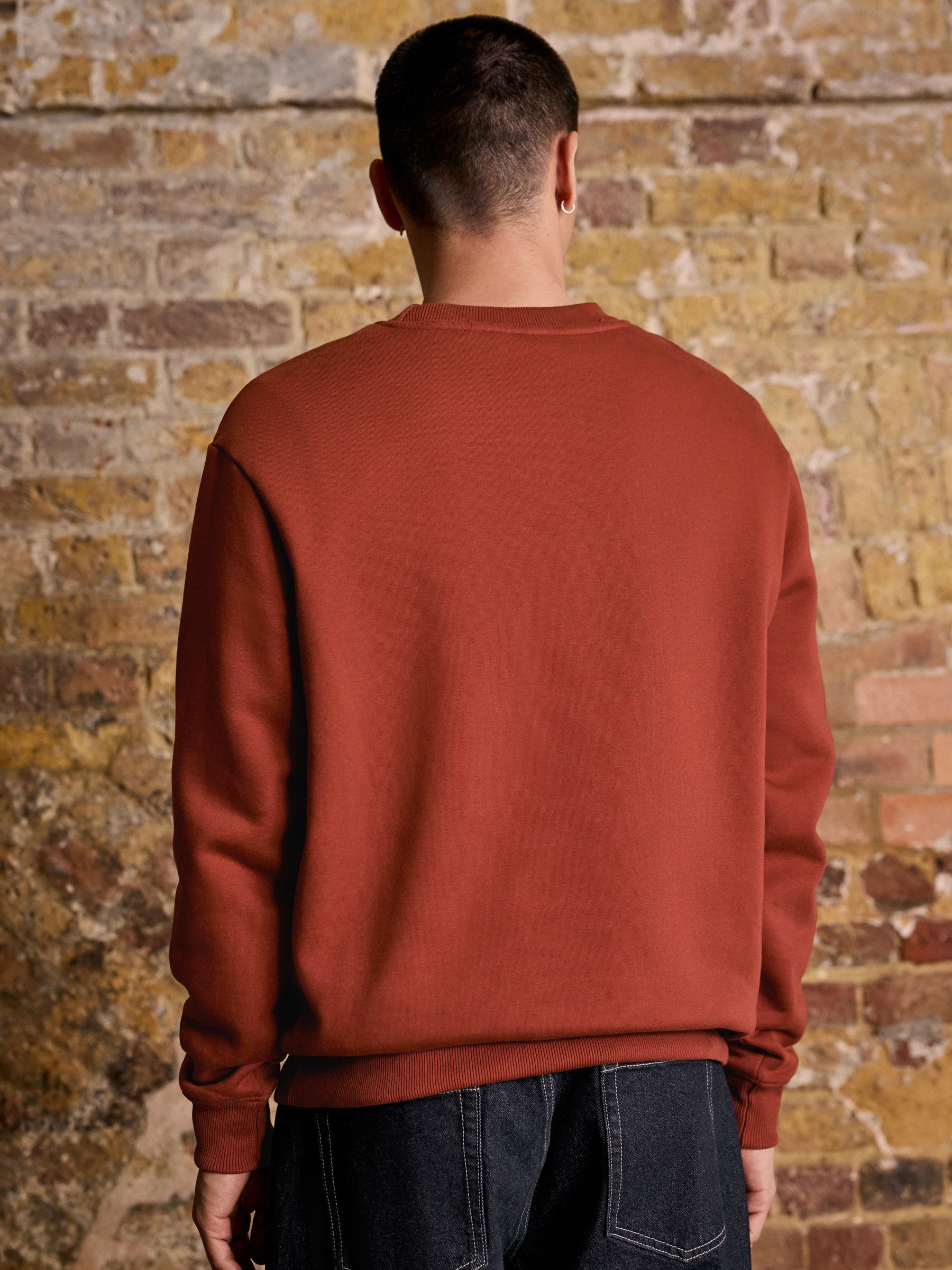 Roestbruin - Normale Pasvorm - Dik sweatshirt met ronde hals en hoog katoengehalte