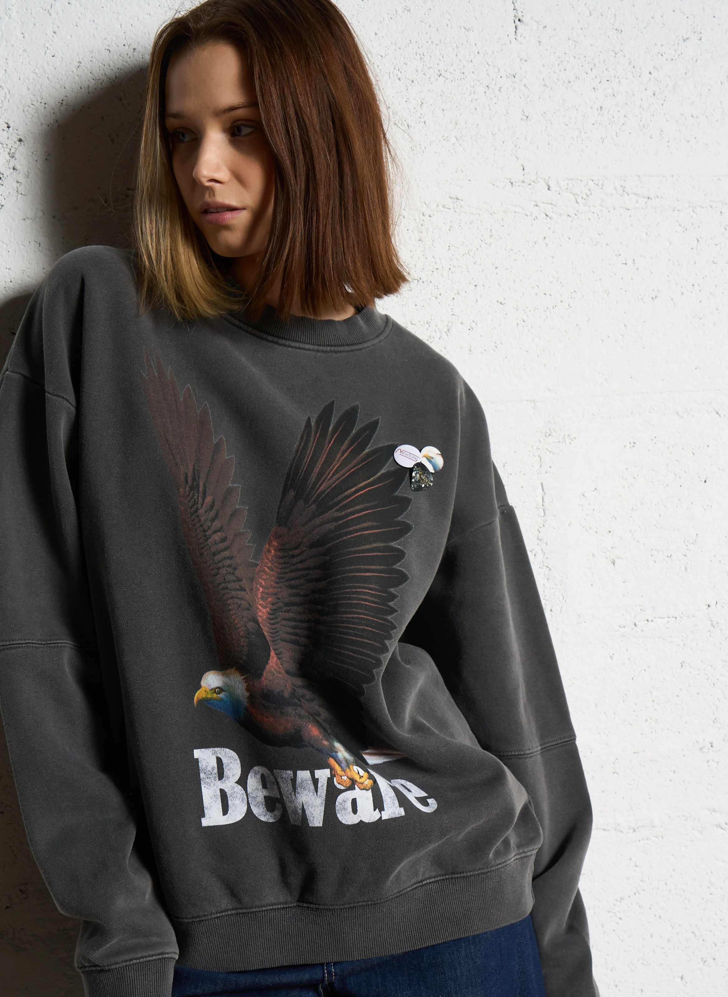 ROLLER BEWARE - Sweat ample col rond sérigraphié en coton mélangé | Gris