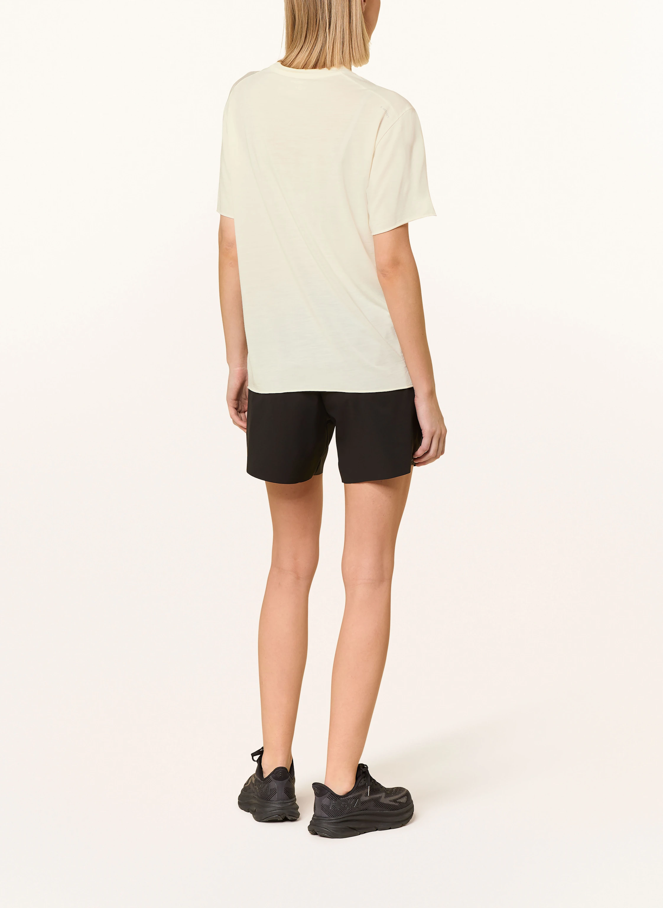 SATISFY Laufshirt CLOUDMERINO™ aus Merinowolle