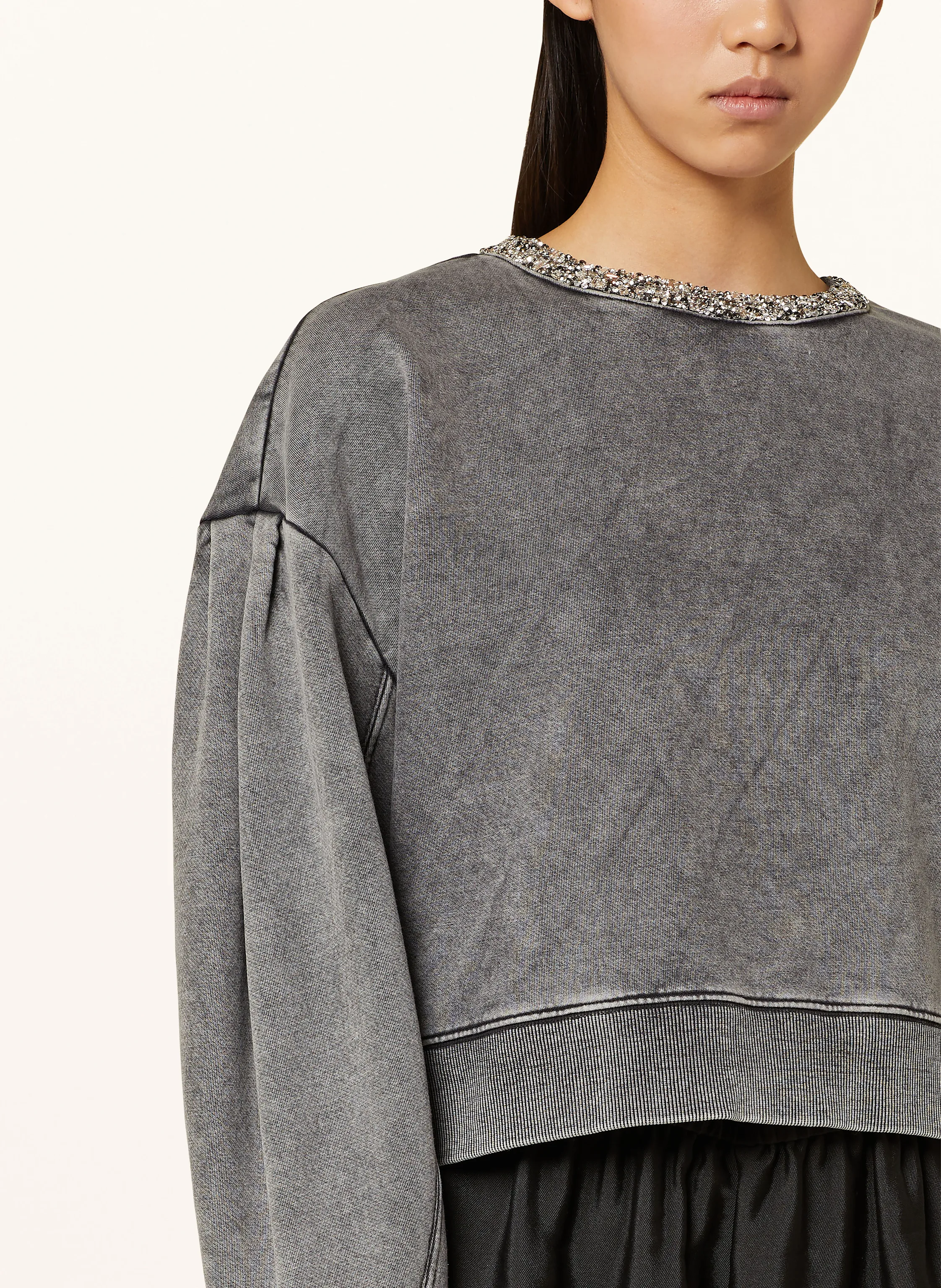 SANDRO Sweatshirt mit Schmucksteinen
