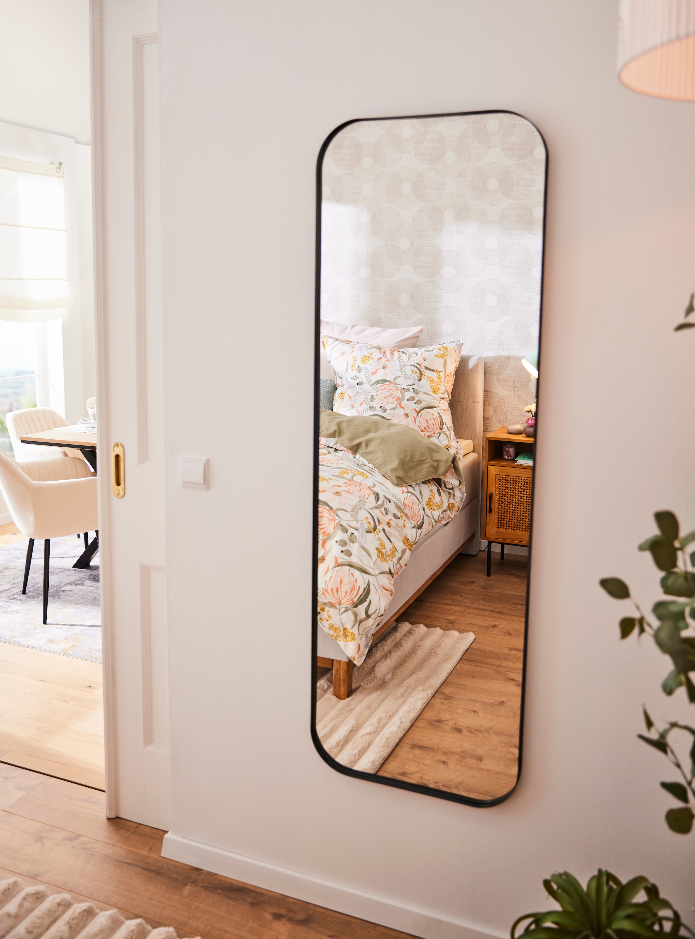 MIRRORS AND MORE Dekospiegel »Britney« Wandspiegel