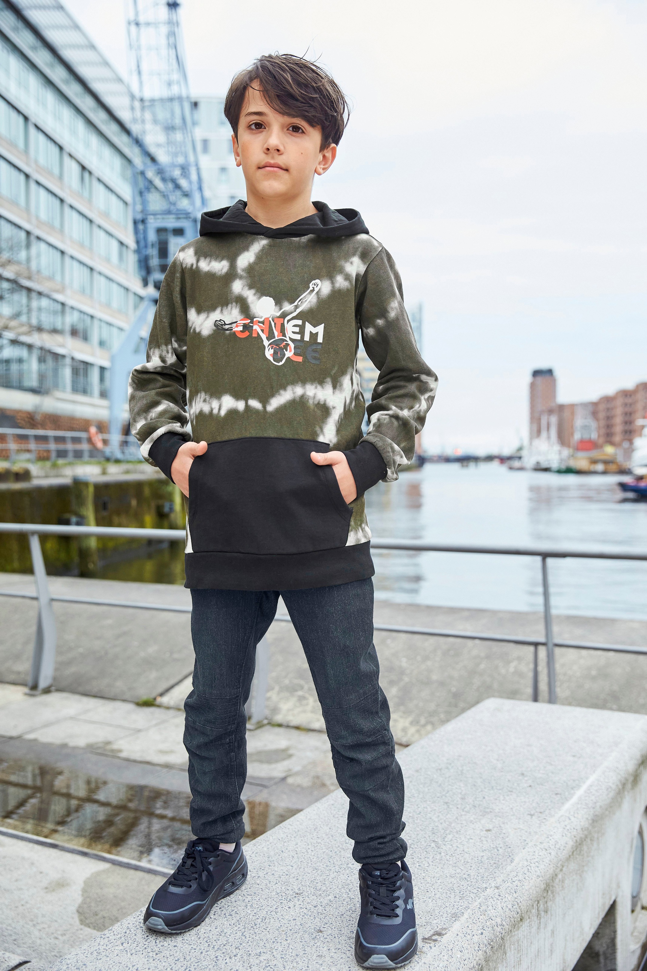 Chiemsee Schlupfjeans », Stretch-Jeans für Jungen«, schmale Beinform,  Used-Waschung,  niedrige Leibhöhe