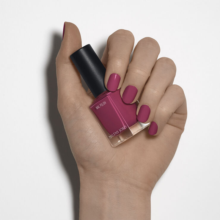 Nilens Jord Nail Polish Magenta Pink