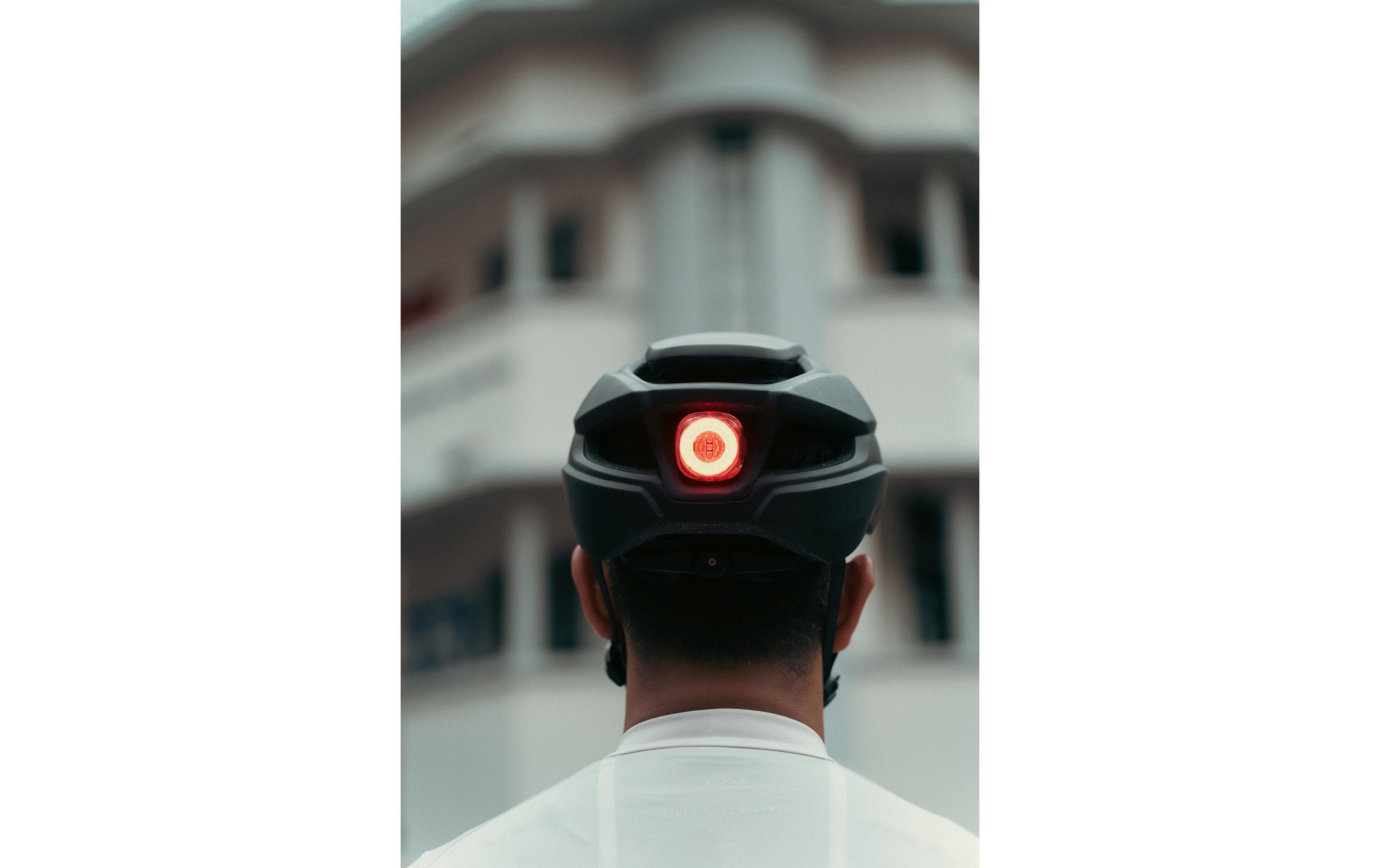 Helm Ultra Fly M-L<br>Fahrradhelm mit Licht