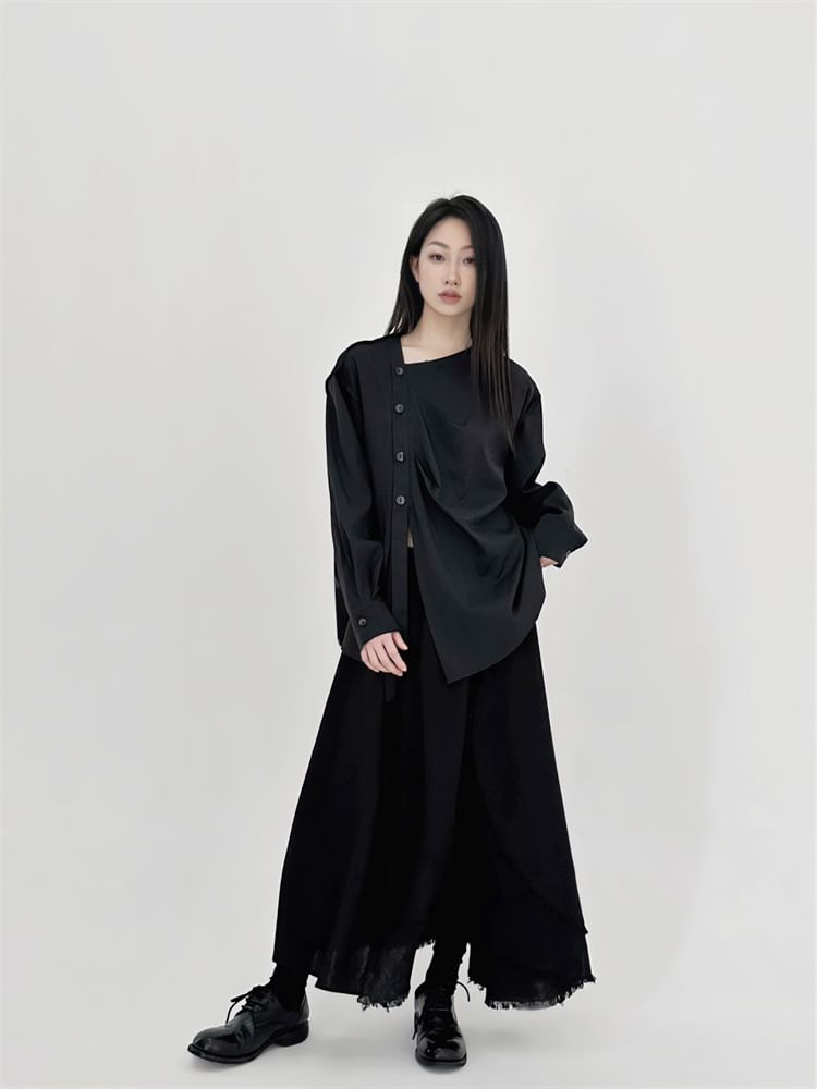 SIMPLE BLACK - Effen asymmetrische blouse