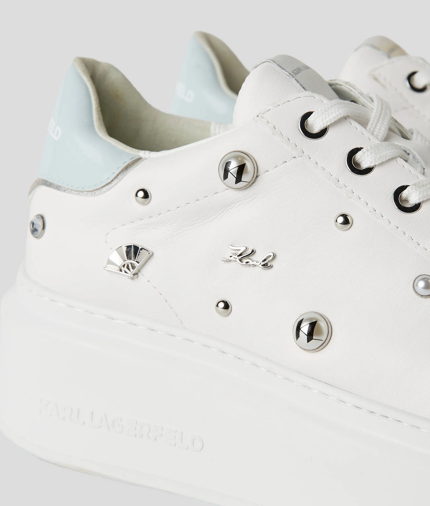 Baskets en cuir à breloques KARL exclusives