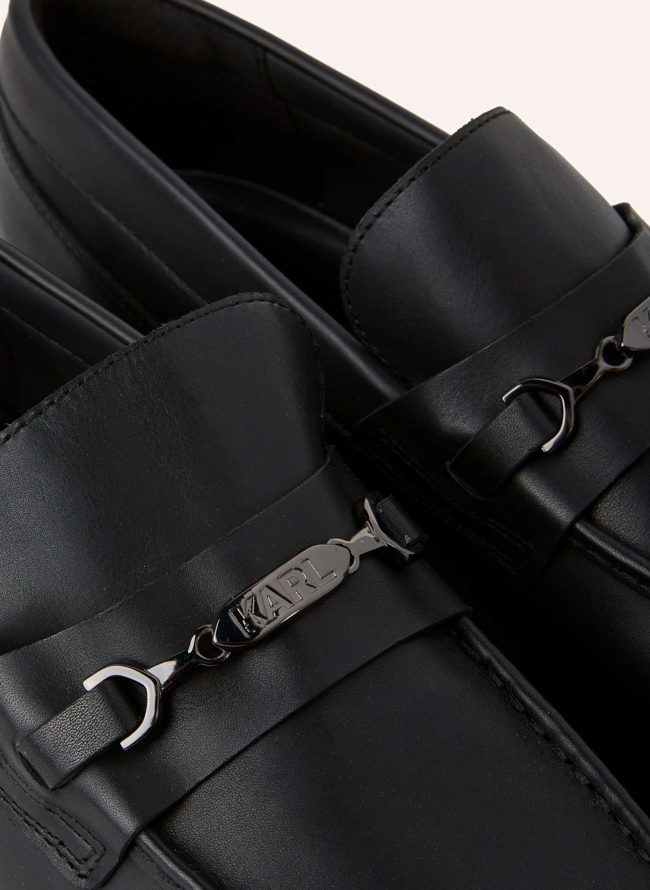 KARL LAGERFELD Flache Schuhe