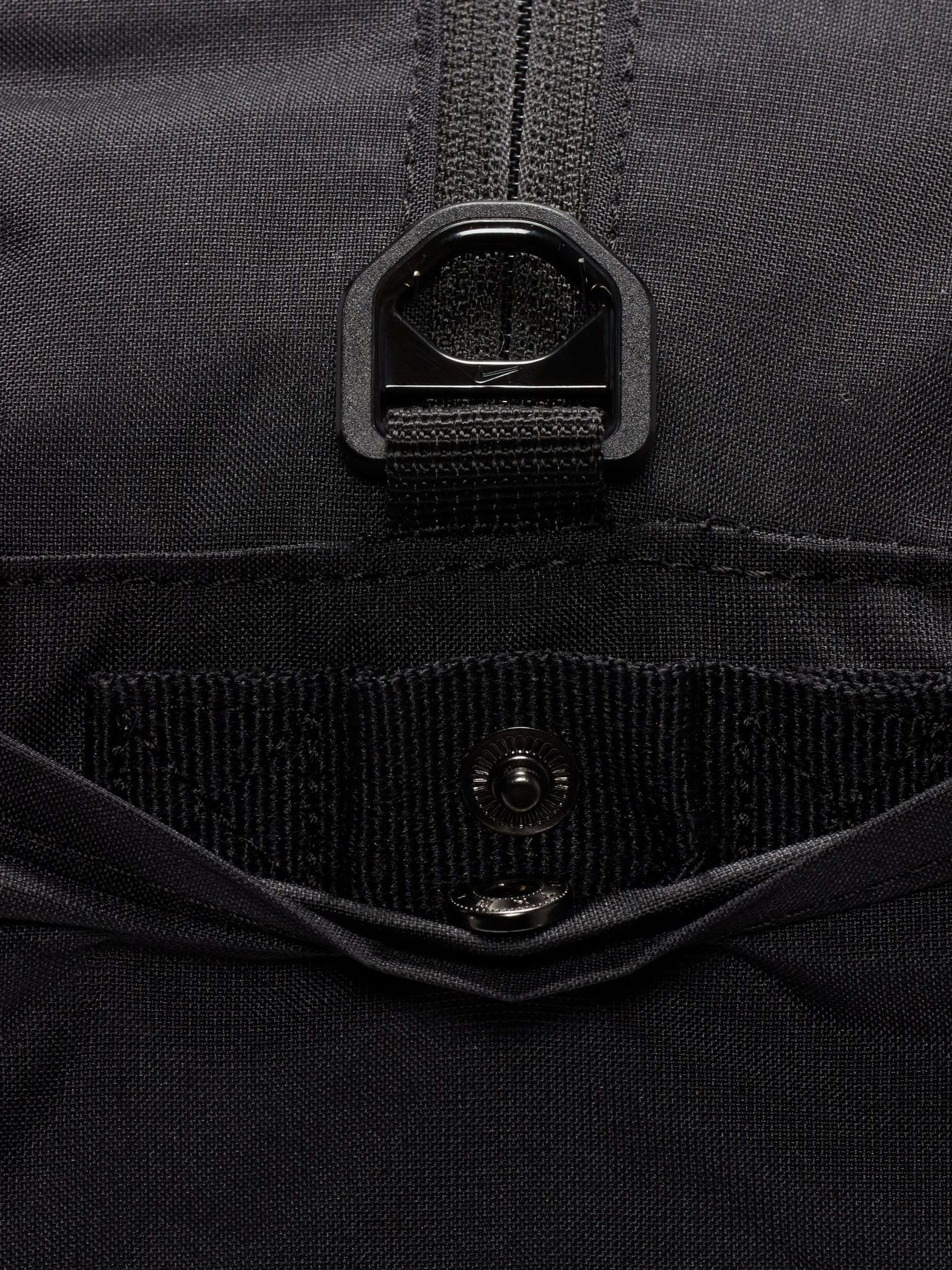 Nike Gym Club Duffel Bag 24 Litre
