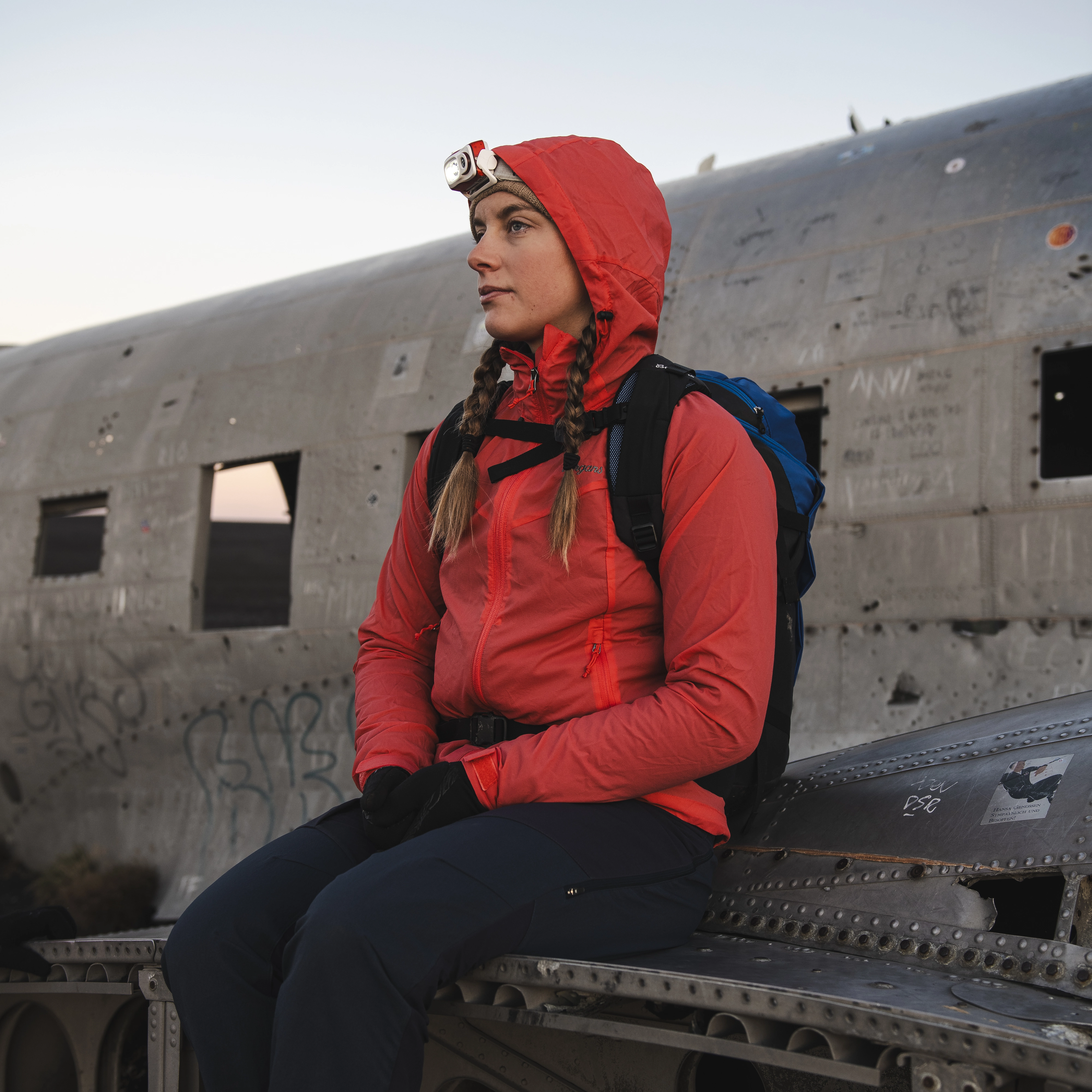 Rabot Windbreaker Jacket Women Peachy Red