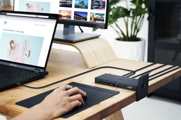 ASUS DC500 - Dockingstation - Thunderbolt 4 - 2 x HDMI, Thunderbolt 4 - 2.5GbE - 150 Watt