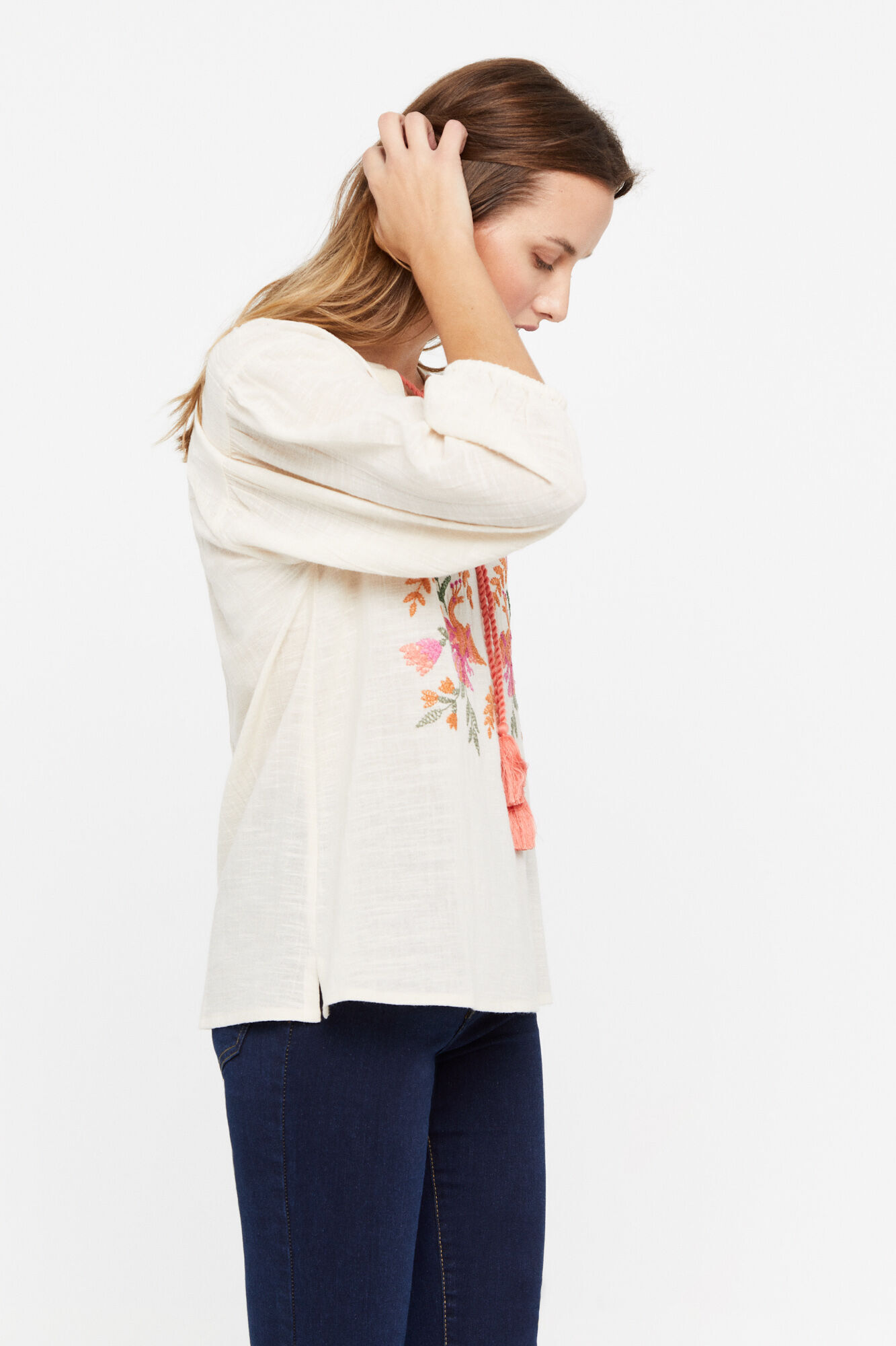 Blusa rústica bordada - Branca
