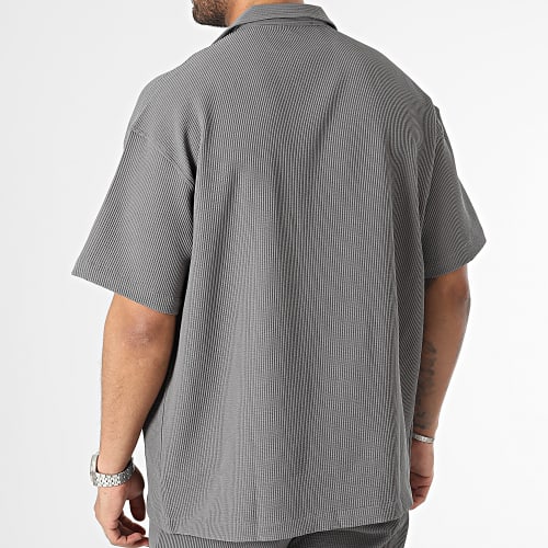 Ensemble Chemise Manches Courtes Et Short Jogging Gris