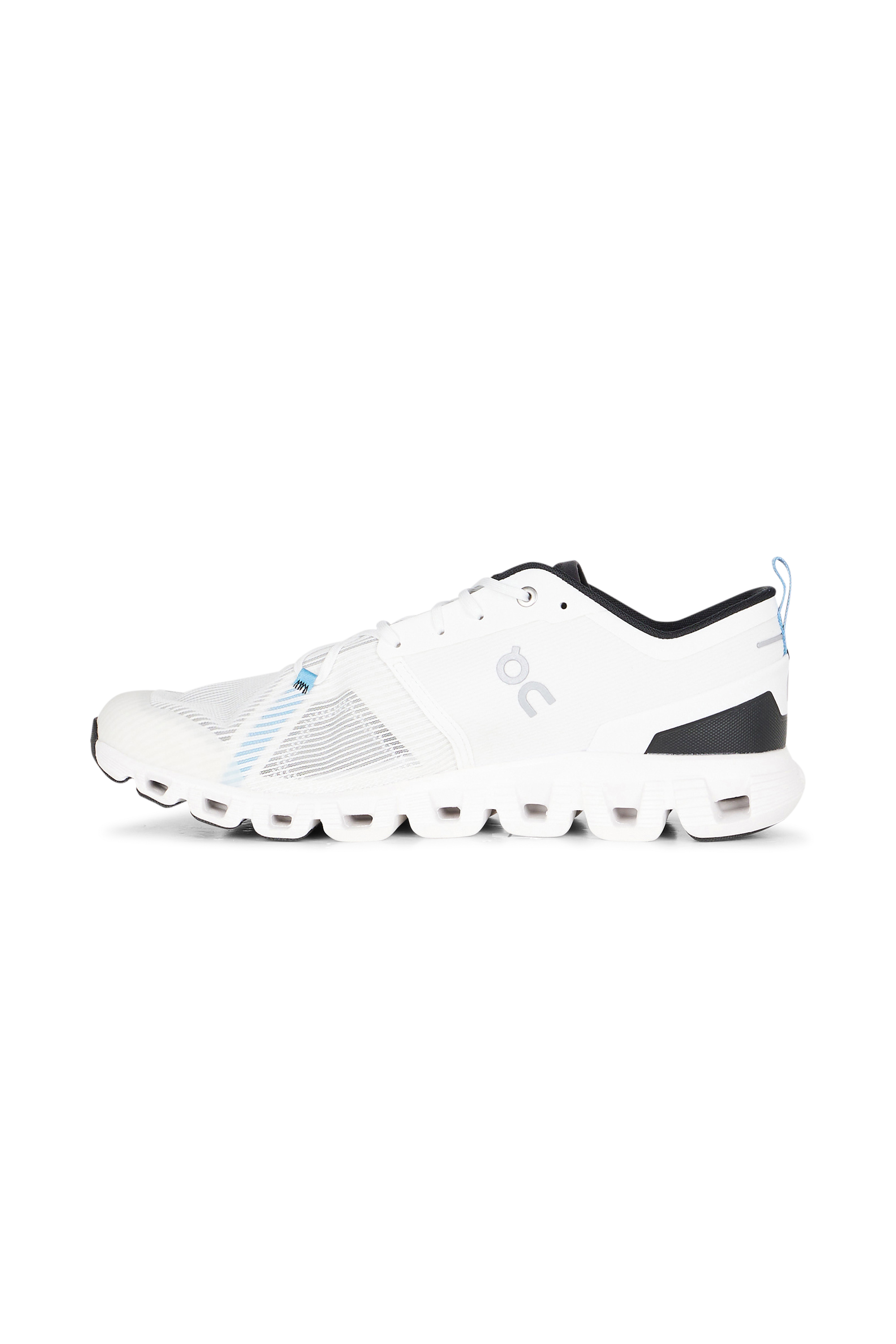 ON baskets Cloud X 3 Shift Blanc
