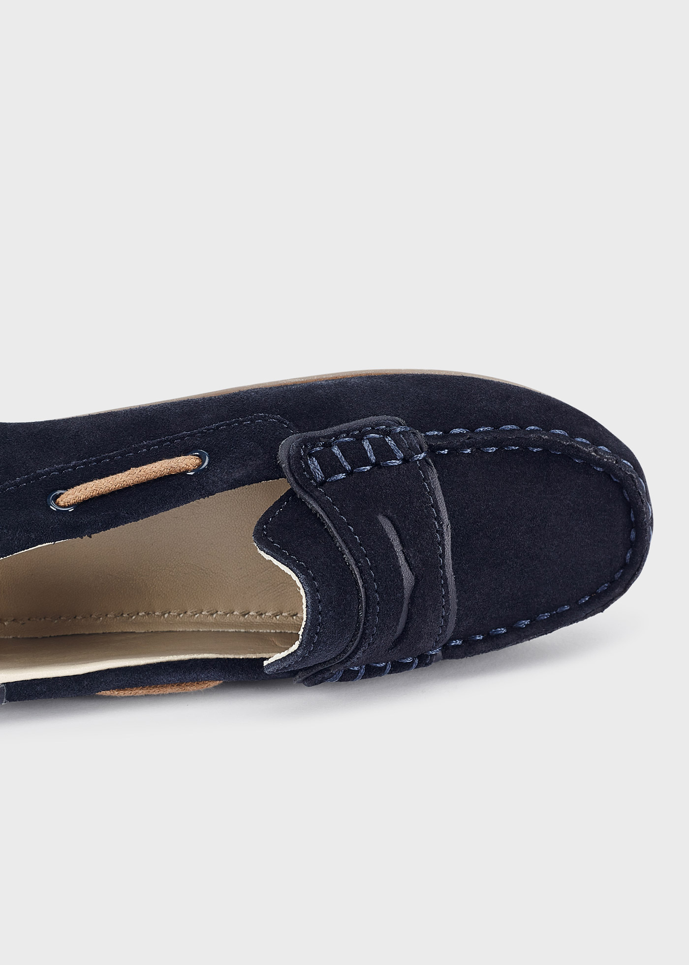 Mocassim de couro para menino