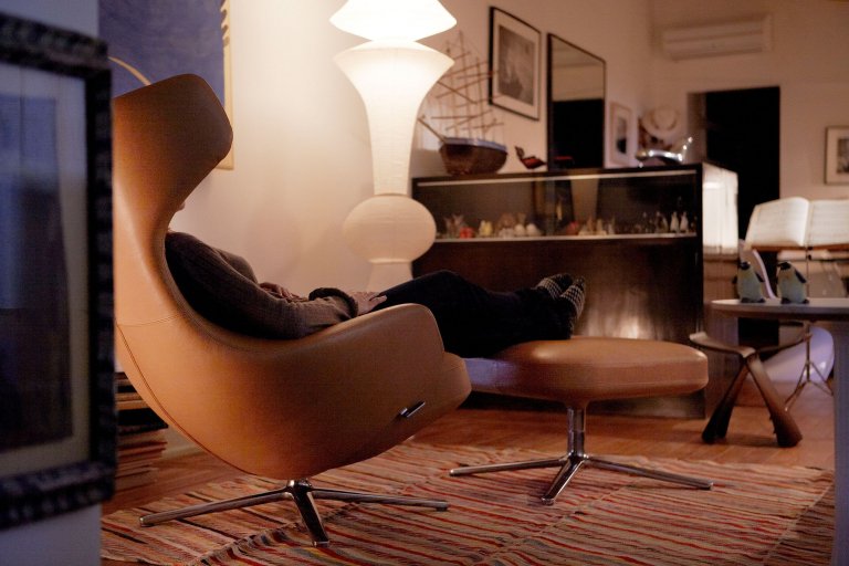 Vitra Butterfly Stool kruk esdoorn