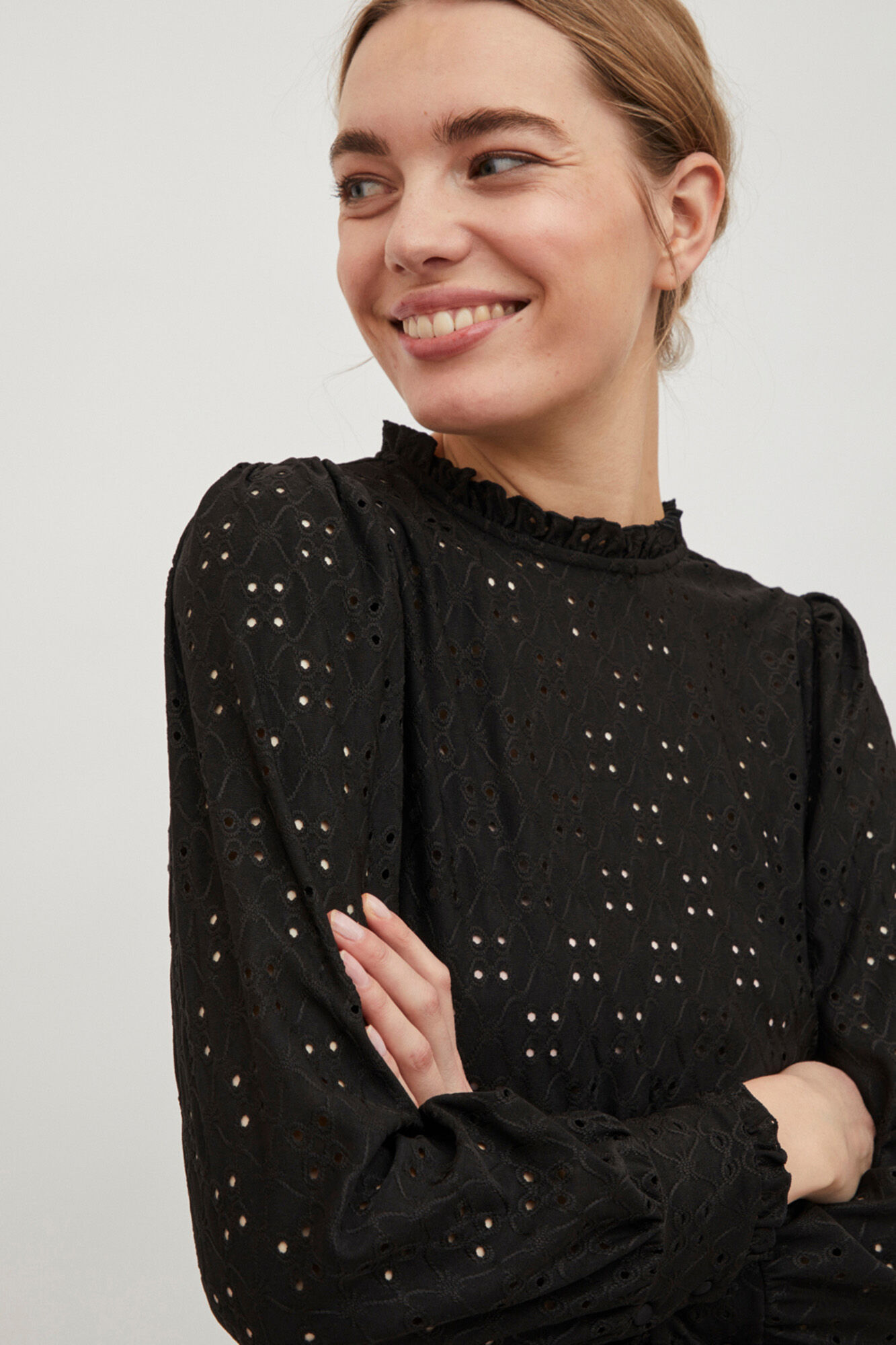 Blusa bordada - Preta