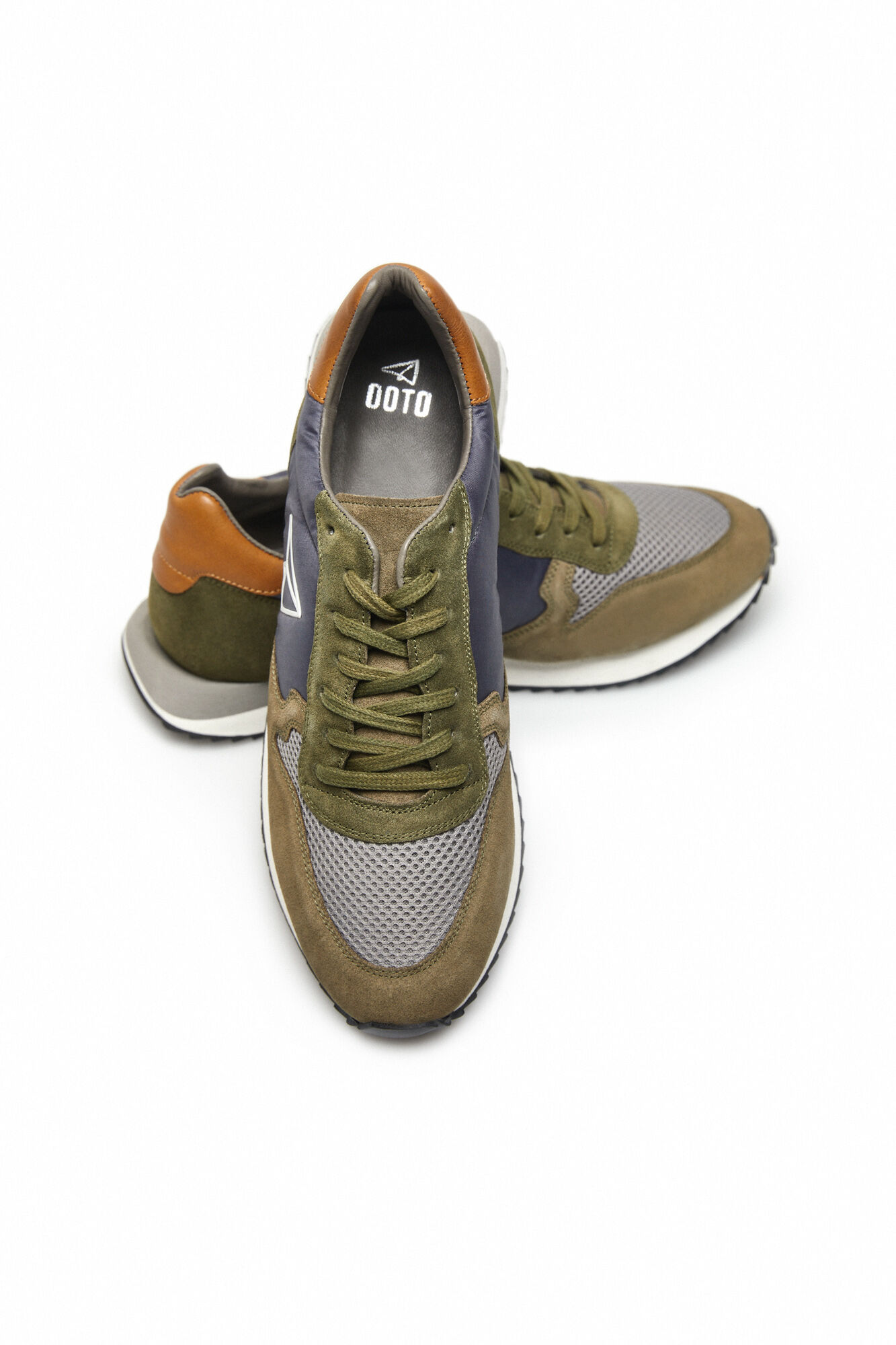 Tênis combinado leve Zapaño