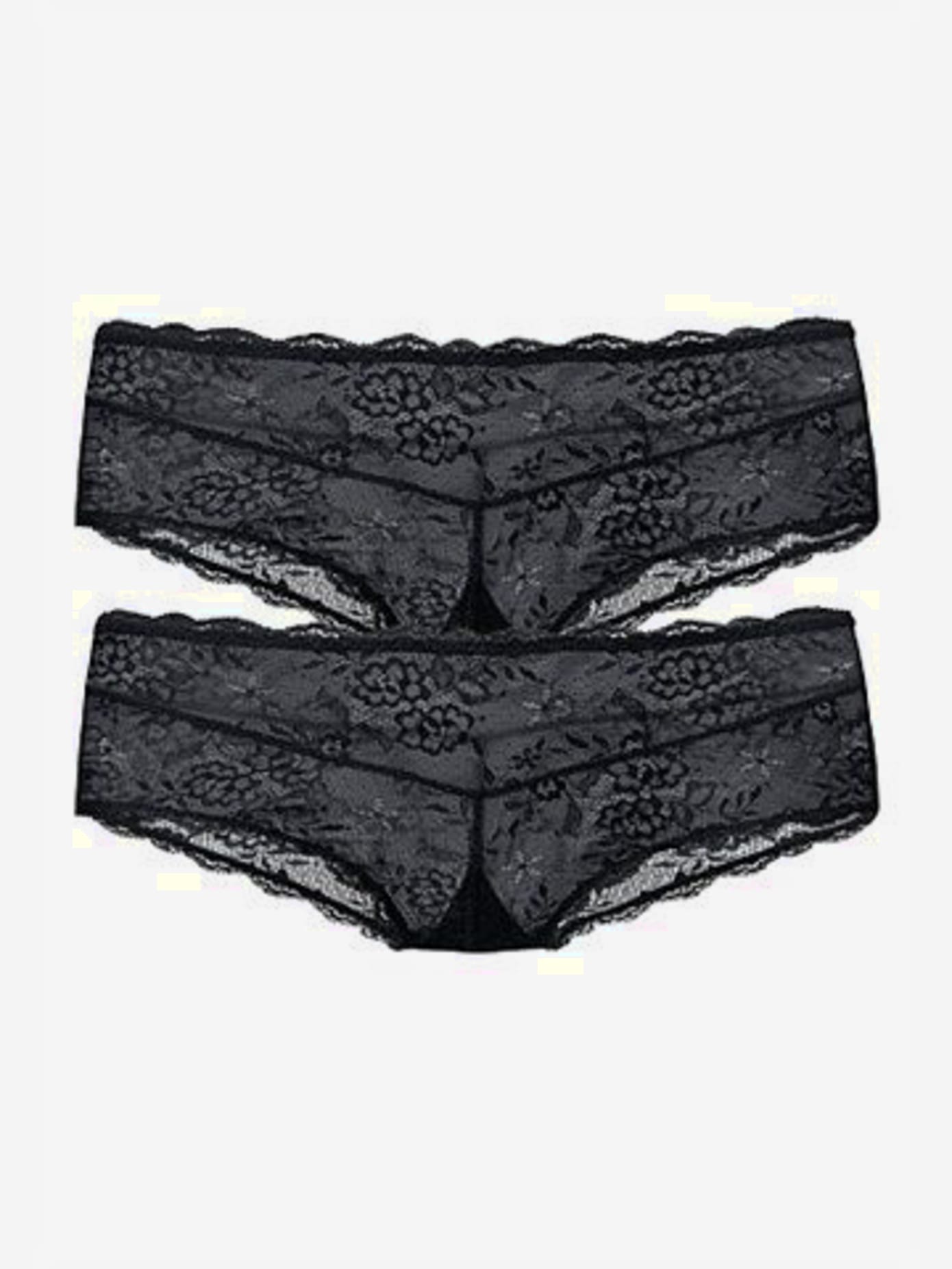 Panty féminin à l'aspect légèrement transparent