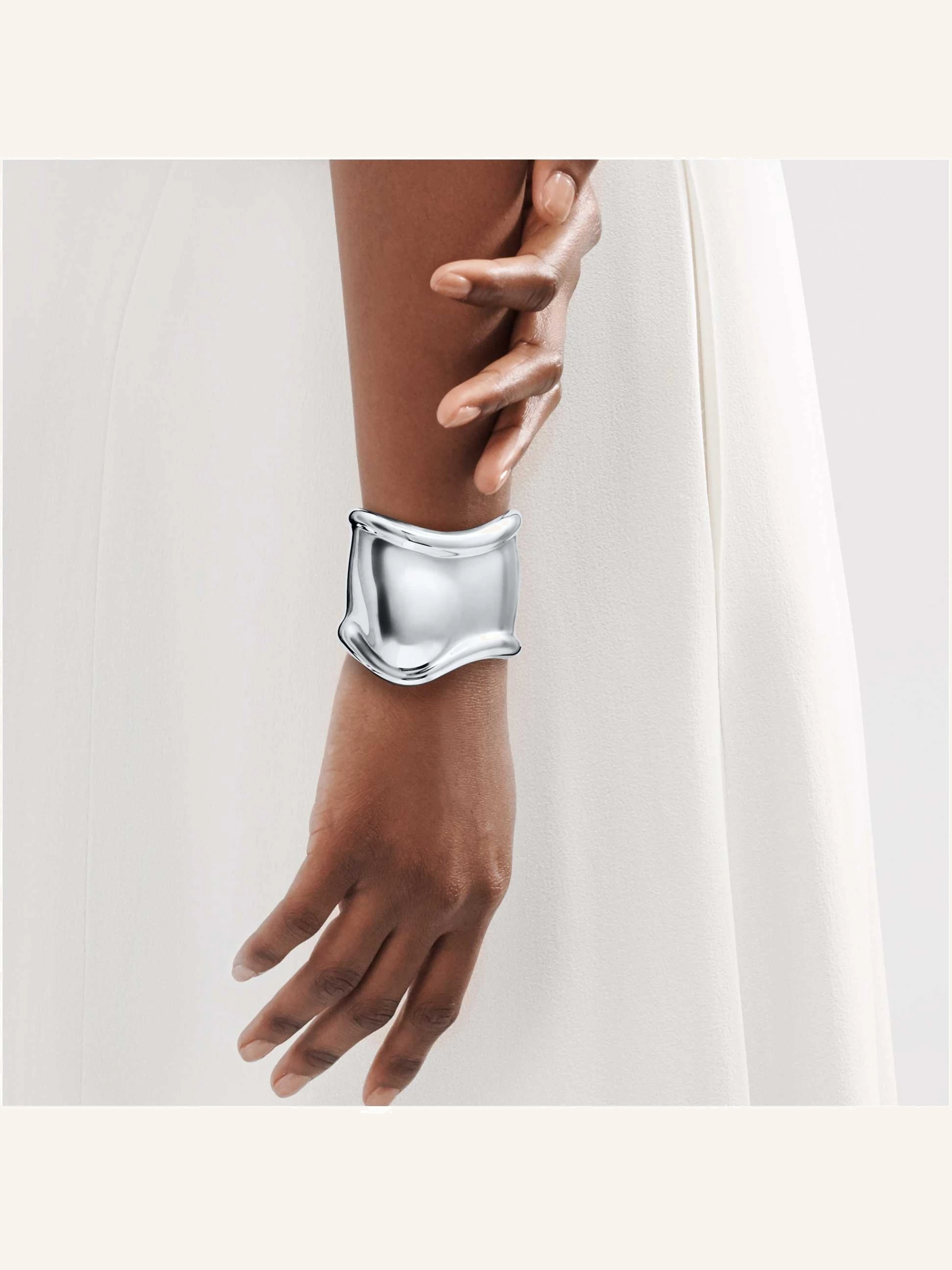 TIFFANY & Co. Armreif ELSA PERETTI® BONE CUFF aus Sterlingsilber