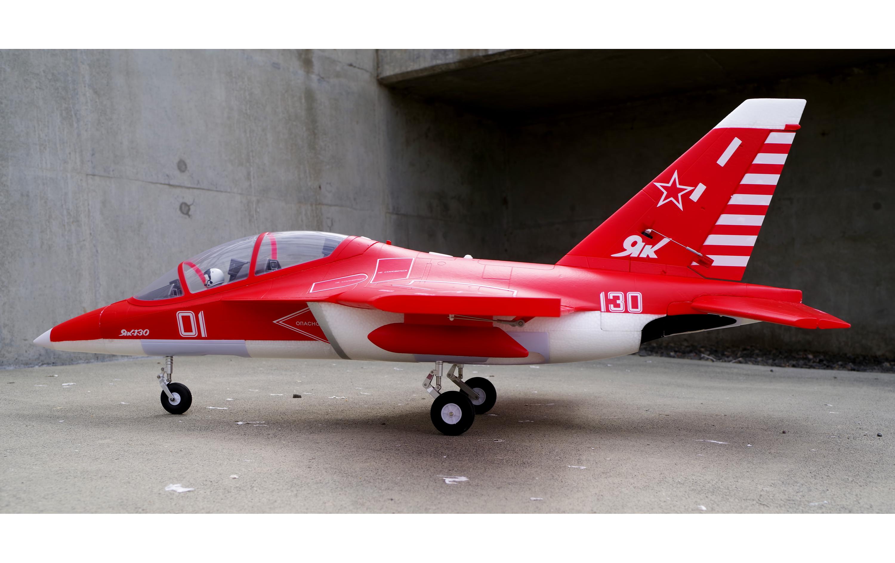 Impeller Jet YAK 130 V2 70 mm PNP<br>YAK-130 Jet mit 12 Blatt Impeller Triebwerk
