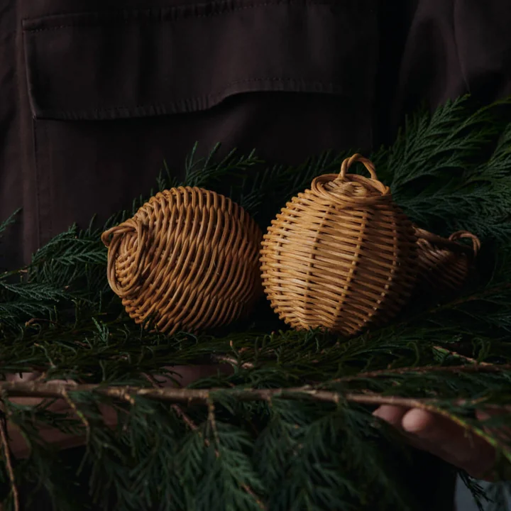 Ferm Living - Braided Cones Weihnachtsschmuck, natur (2er Set)