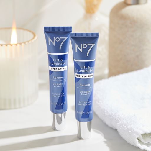 No7 Lift & Luminate Triple Action Serum, 30 ml