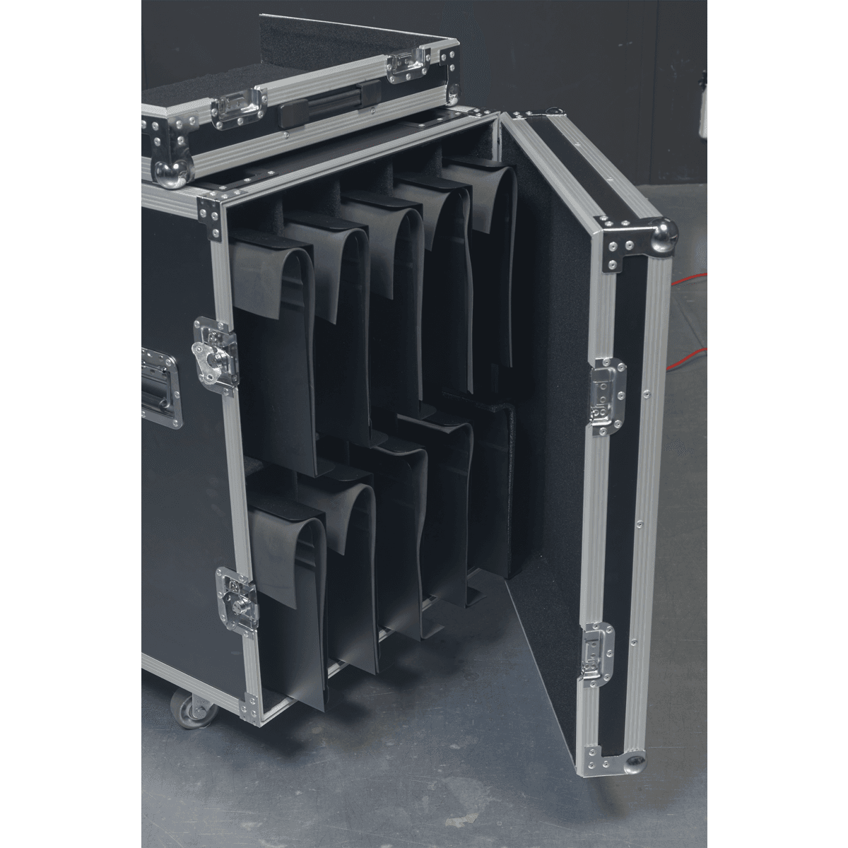 Manhasset Flightcase voor 20 Voyager muziekstandaards