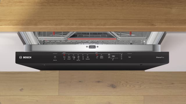 Bosch serie 4 opvaskemaskine SMP4ECC71S sort stål