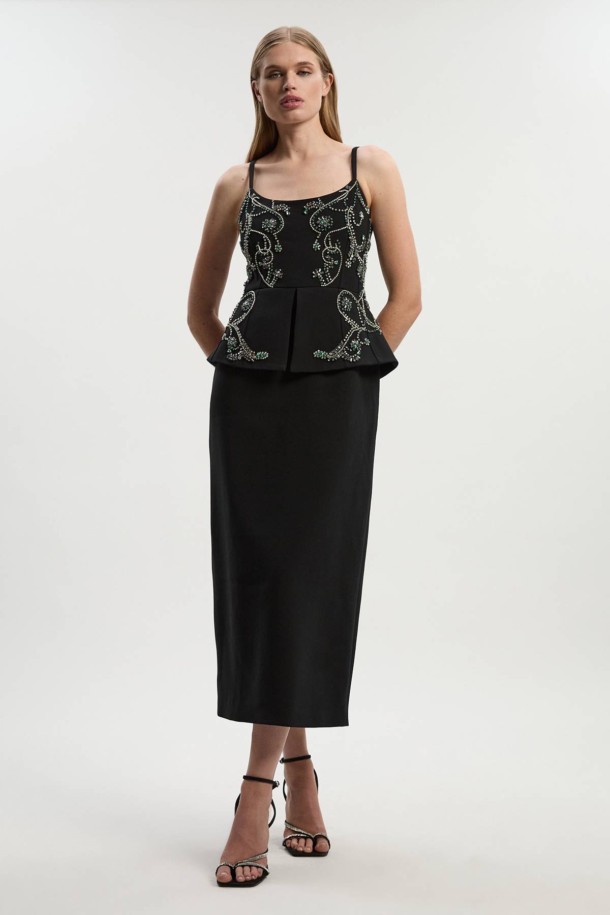 KarenMillen Robe Midi Crayon Bandeau à Basque Ornée de Cristaux Petite