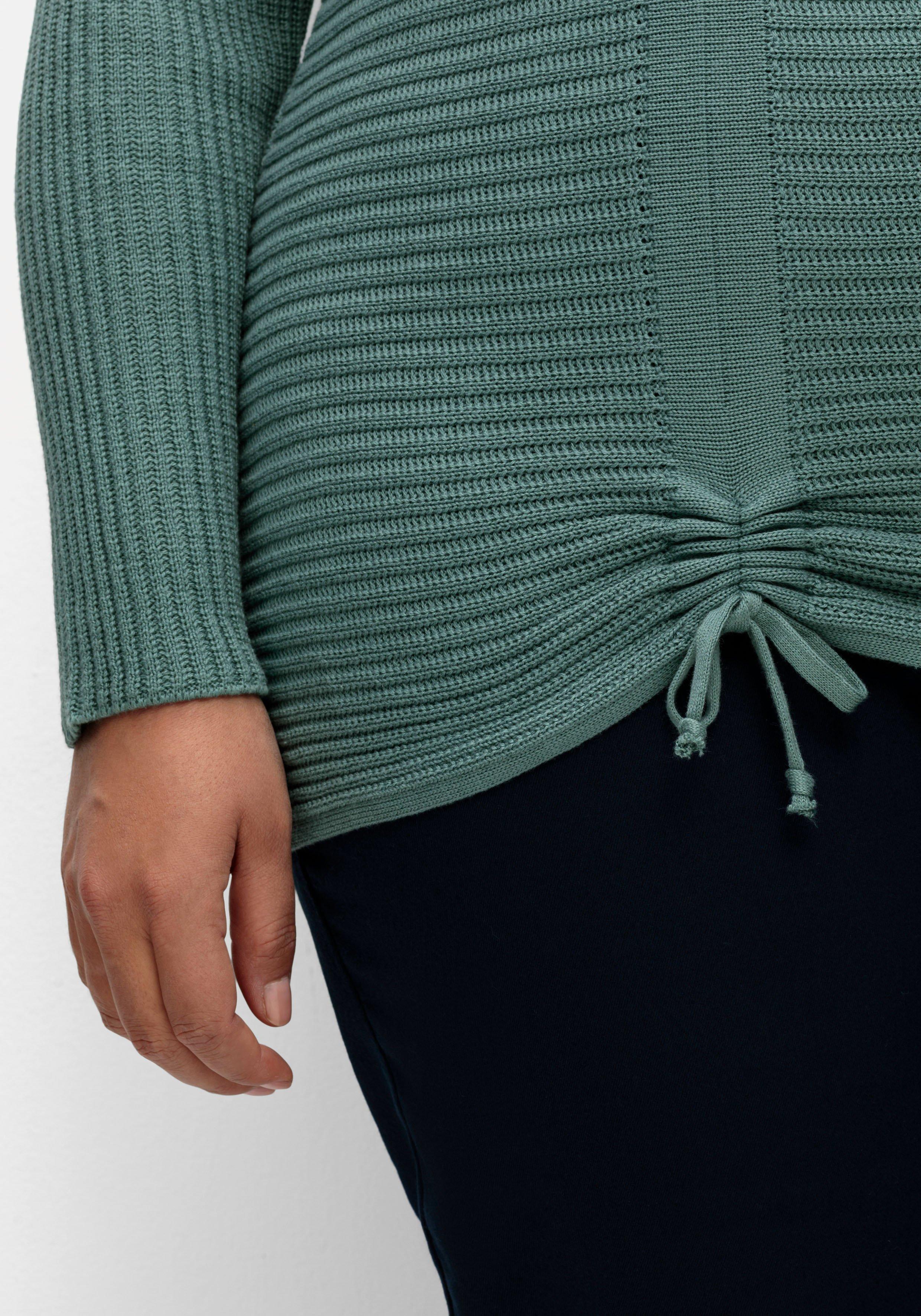 Pullover im Rippstrick, mit Raffung vorn
