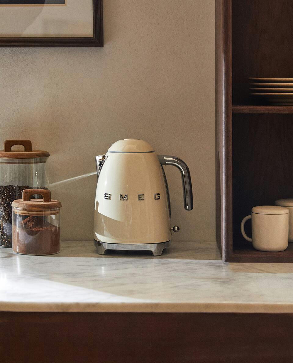 Chaleira Smeg
