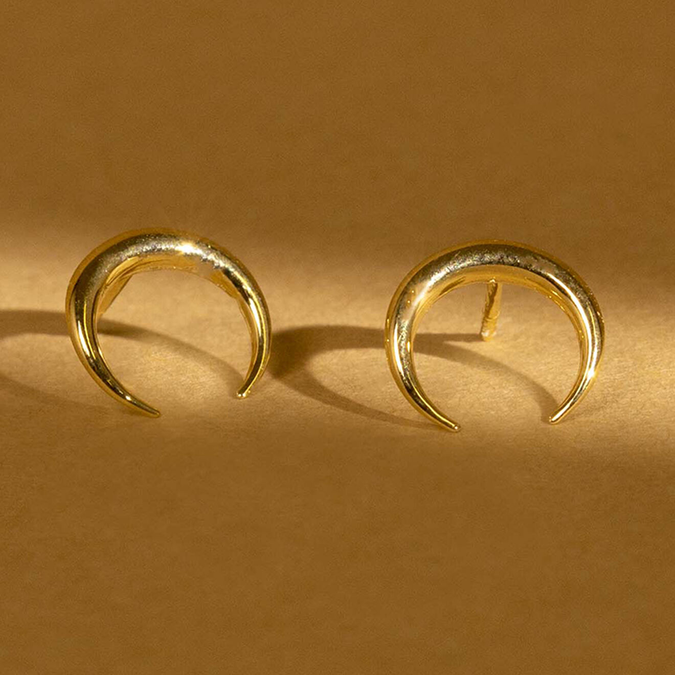 Instant d'Or Boucles d'oreilles Demi lune or jaune