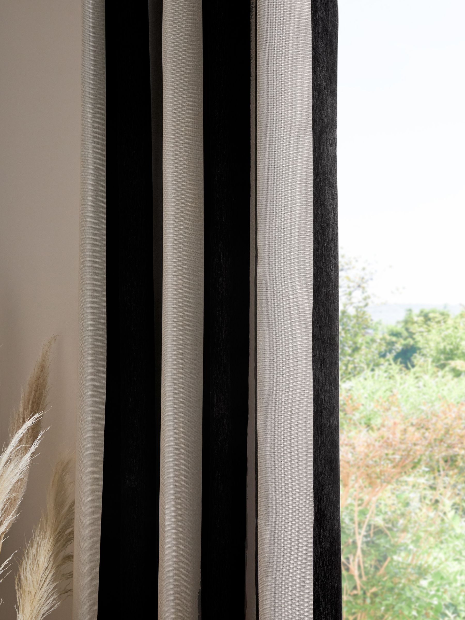 Ringgordijnen met Chenille strepen
