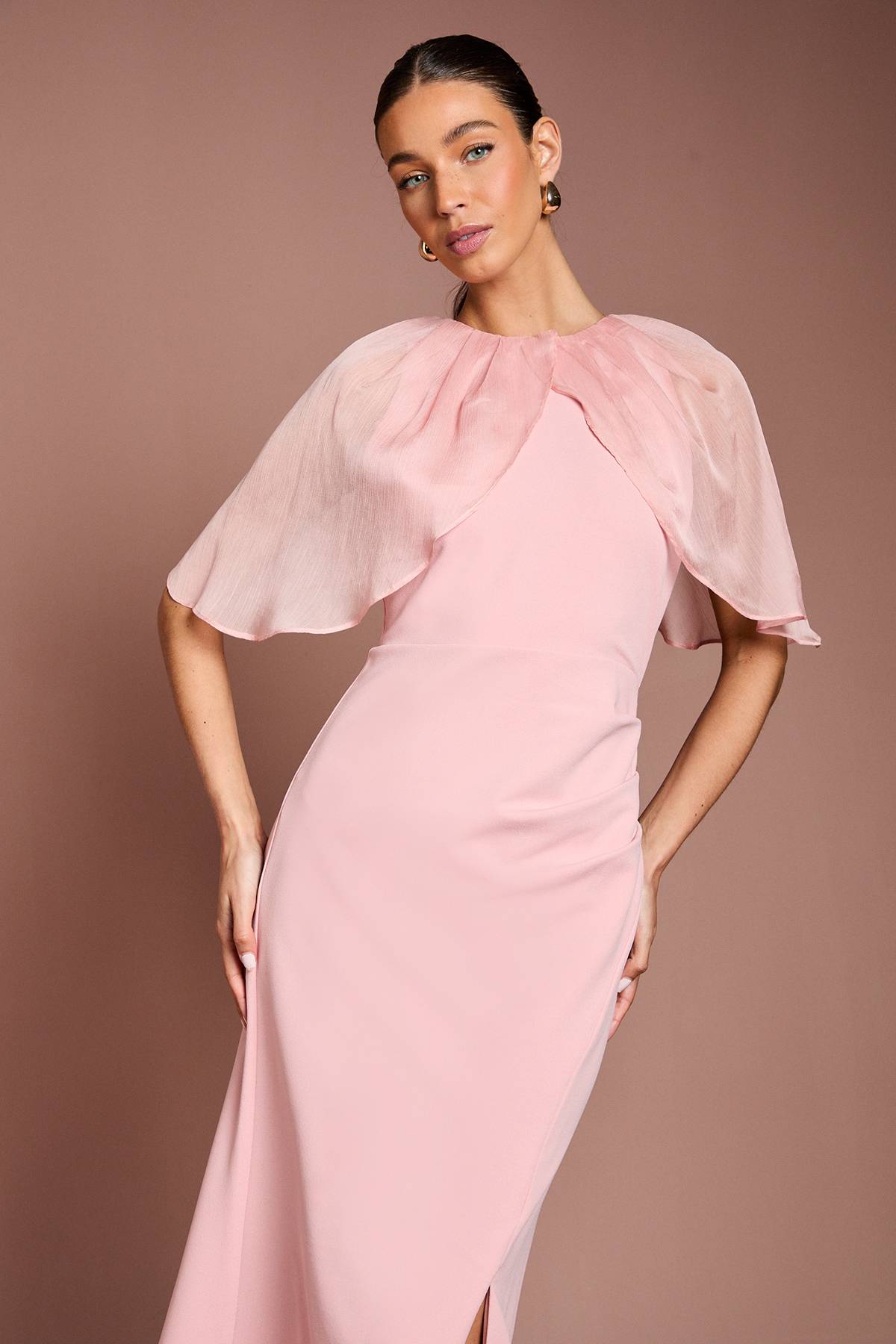 Coast Robe Longue à Manches Cape avec Détails Froncés