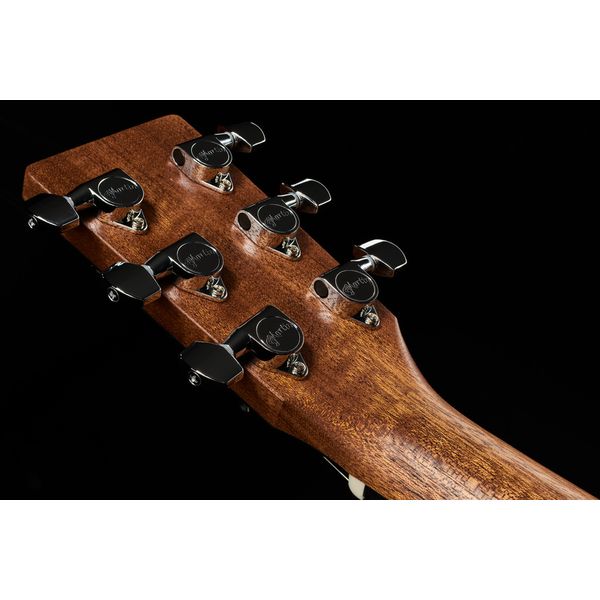 Martin Guitar 000CJr-10E, Sitka, Sapele