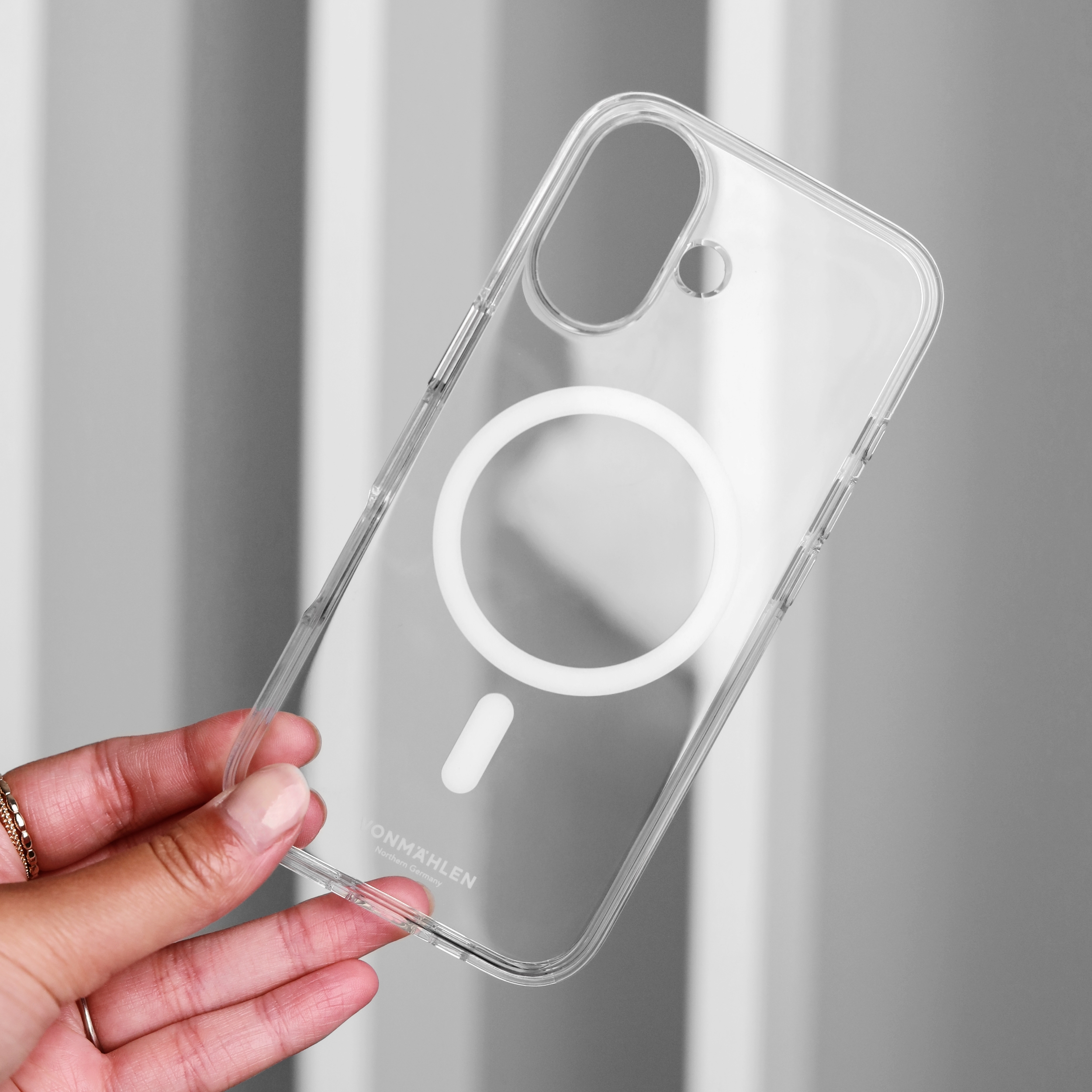 iPhone 17 MagSafe Hybrid Hülle TPU Bumper   Acryl Rückseite Transparent Case (TRC00057) - Transparent