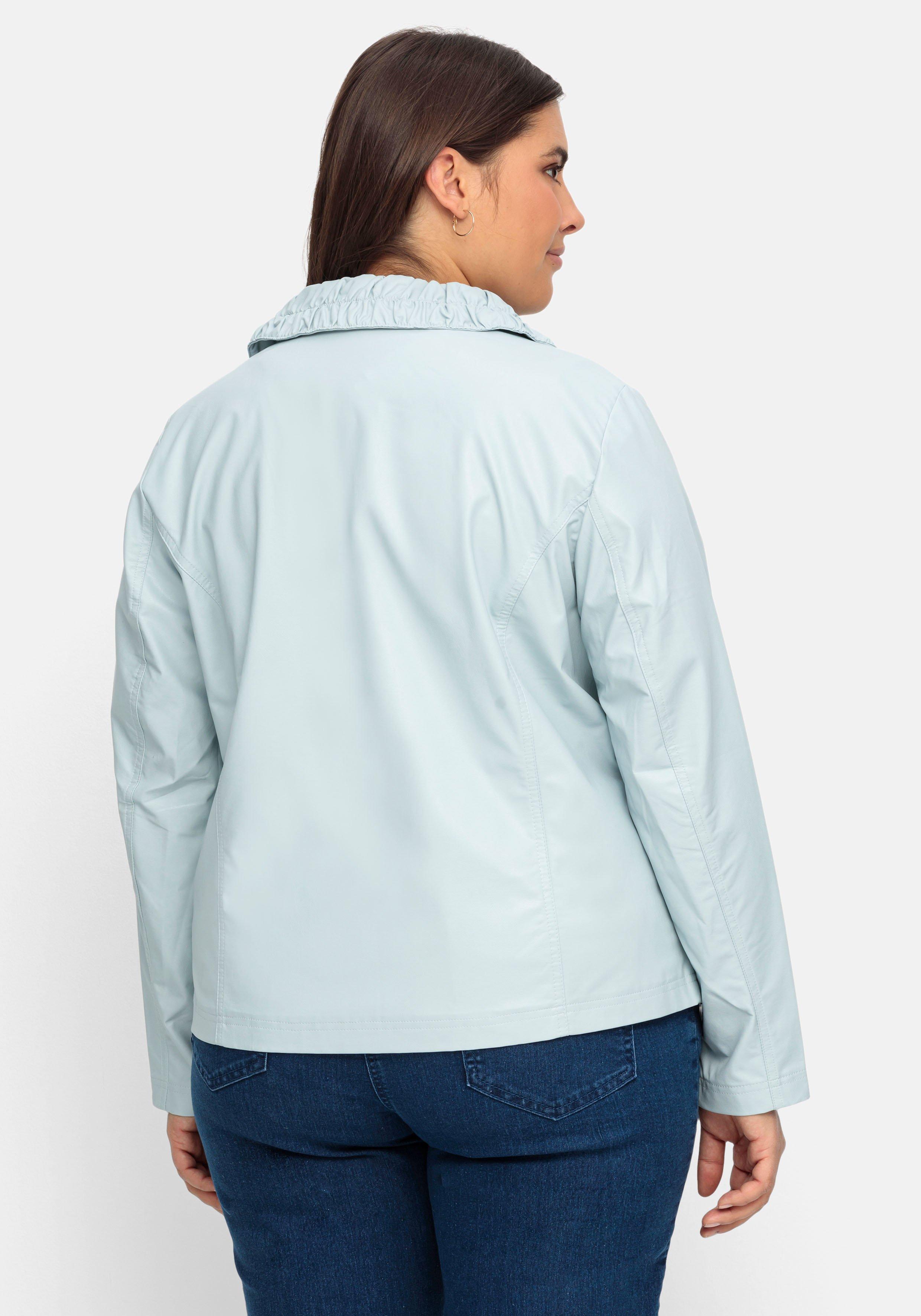 Jacke in Lederoptik, mit gerafften Details