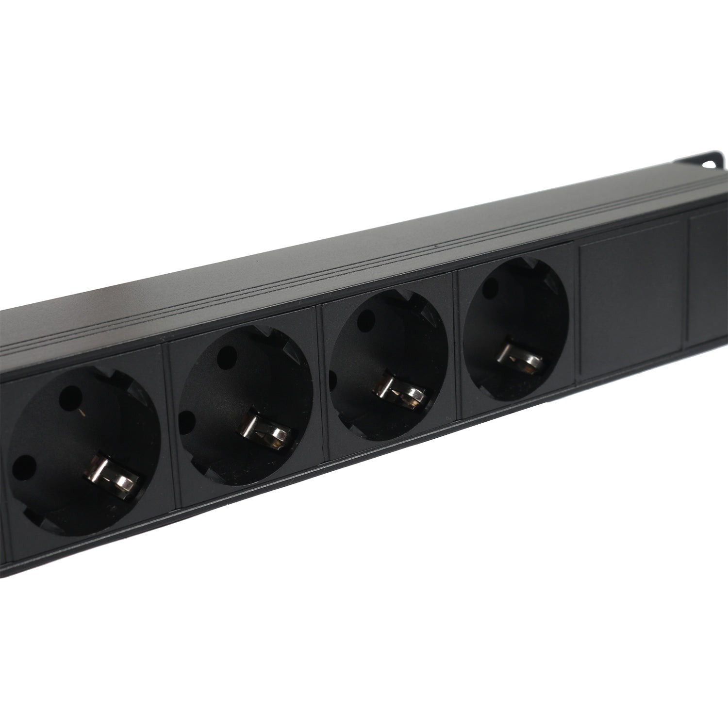 Innox RPD R8S-FS-USB 19 inch stroomverdeler met USB