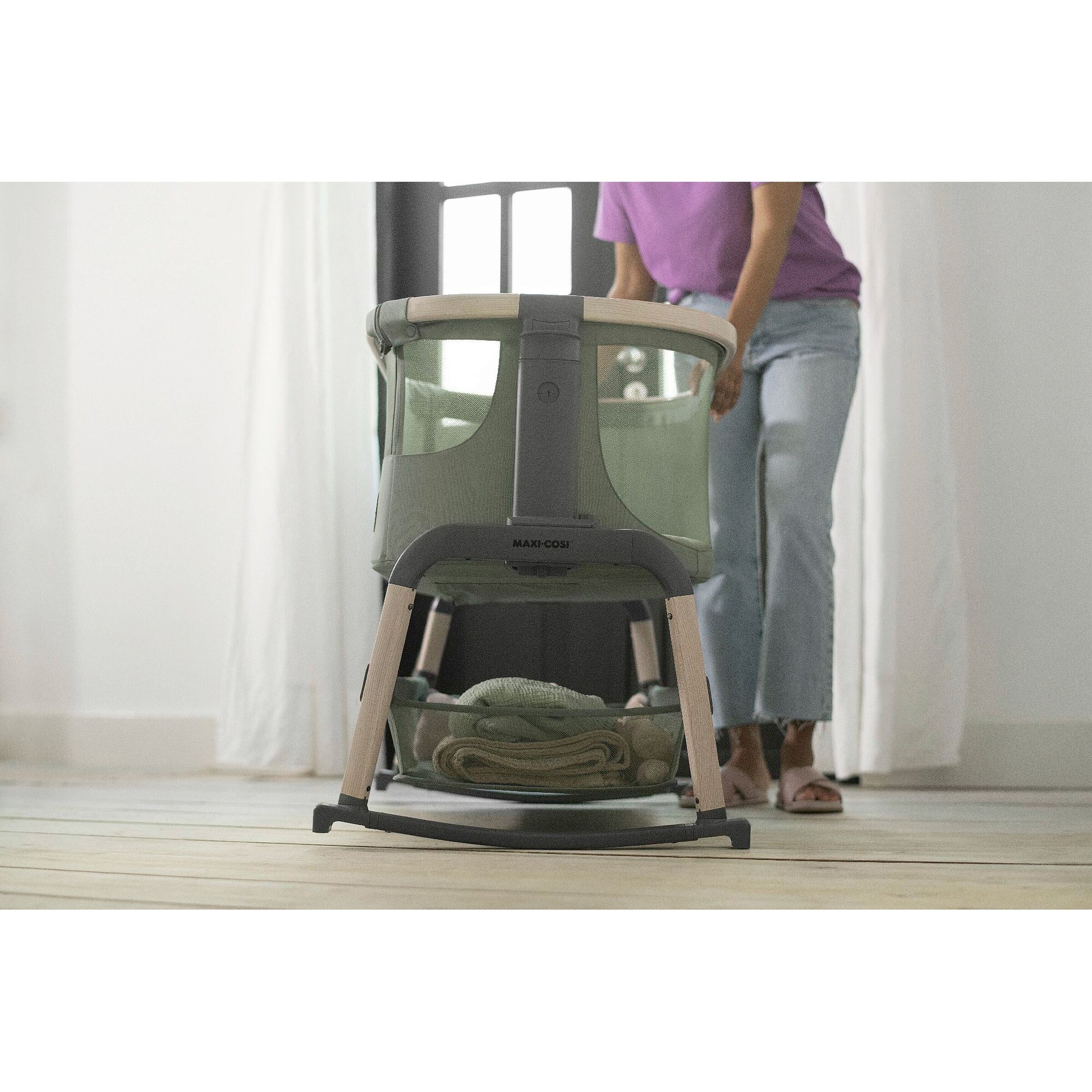 Maxi-Cosi Beistellbett Iora Air Beyond Green