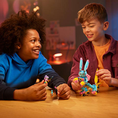 LEGO® DREAMZzz™ Izzie og kaninen Bunchu 71453