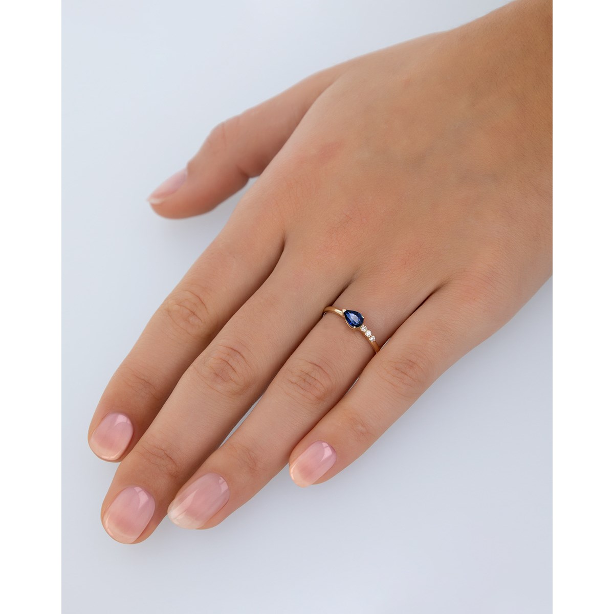 Bague ADEN Or 585 Jaune Saphir et diamants 1.176grs