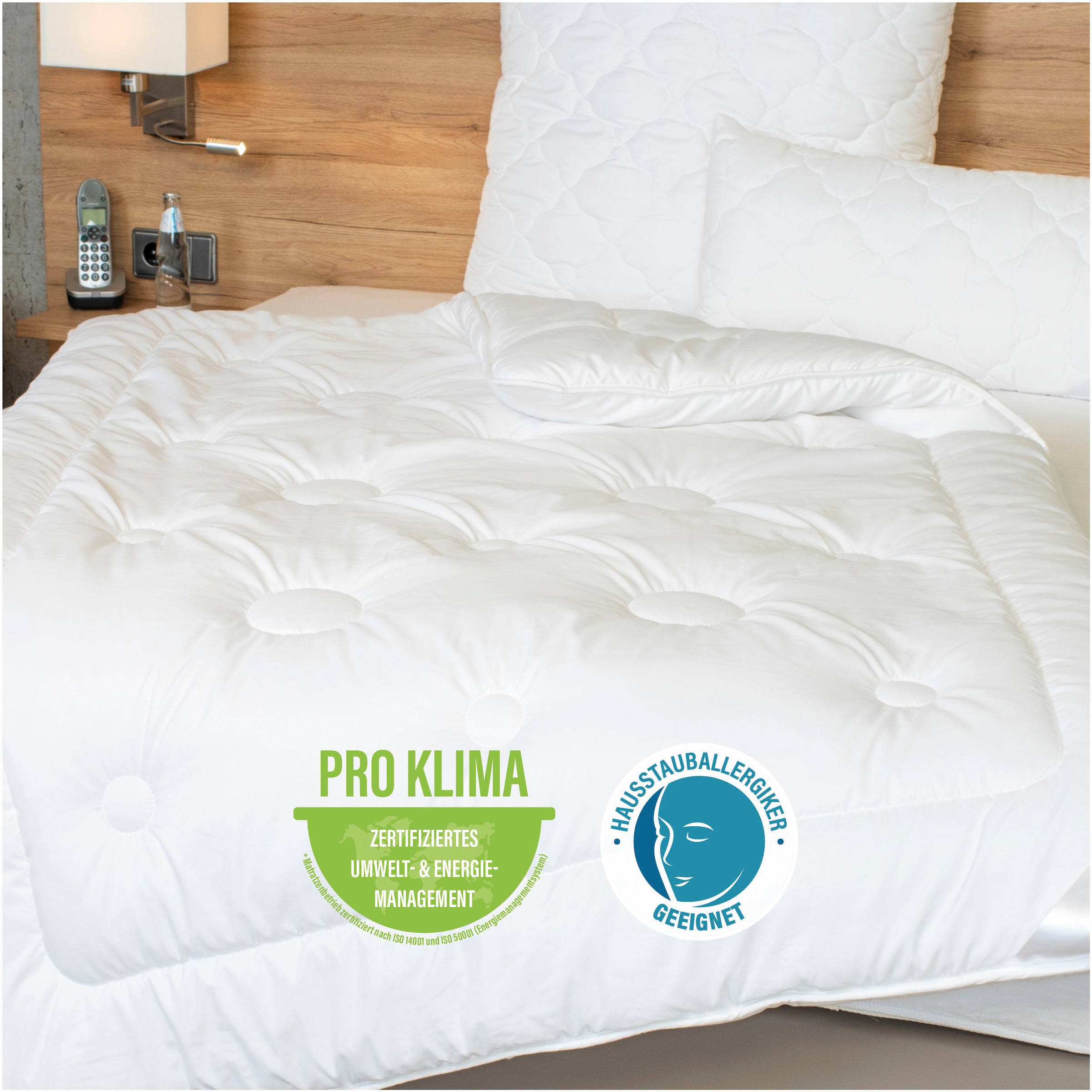 Beco Microfaserbettdecke »Royal Soft Duo, Bettdecke 135x200 und weitere Grössen!« leicht Füllung Polyester Bezug Microfaser 1 Stk. tlg. 2-in-1 Wohlfühlpaket: Bettdecke & gratis Handmassagegerät