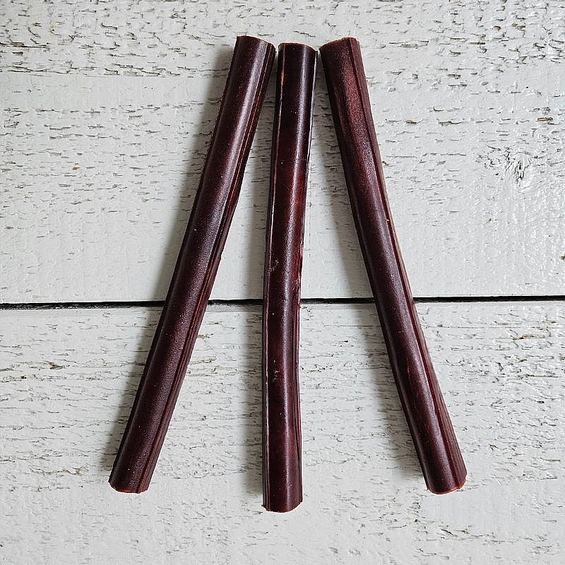 Buffelhuidstaaf Gerookt 25 cm Dierapotheker.nl 3 stuks