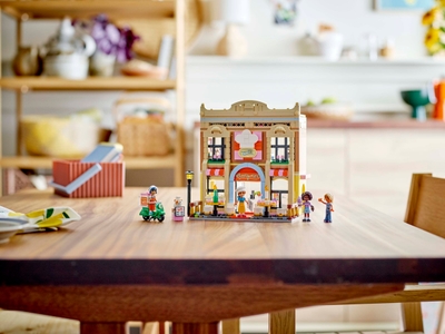 LEGO Restaurant en kookschool (42655)