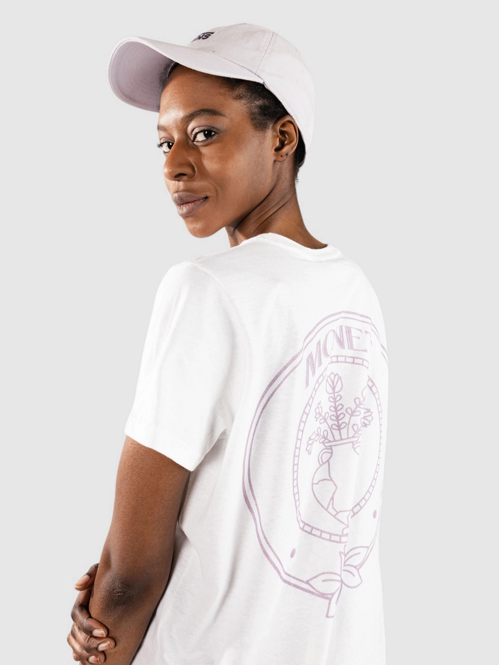 Monet Skateboards Old Money T-Shirt white cap off white