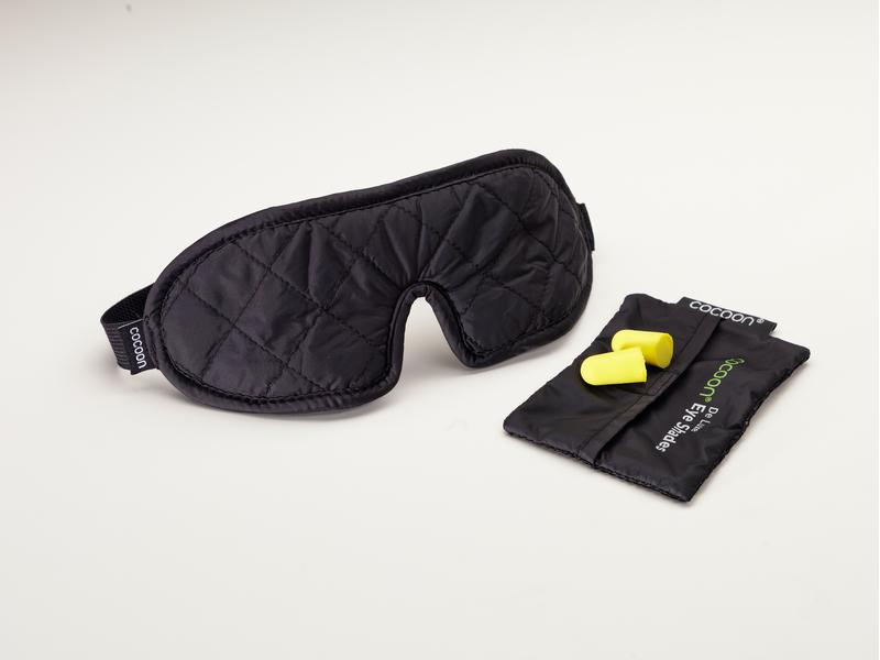 cocoon Schlafmaske Eye Shades De Luxe Black / Grey Schlafbrillen aus weicher Mikrofaser und Ripstop Nylon für optimalen Schlafkomfort auf Reisen