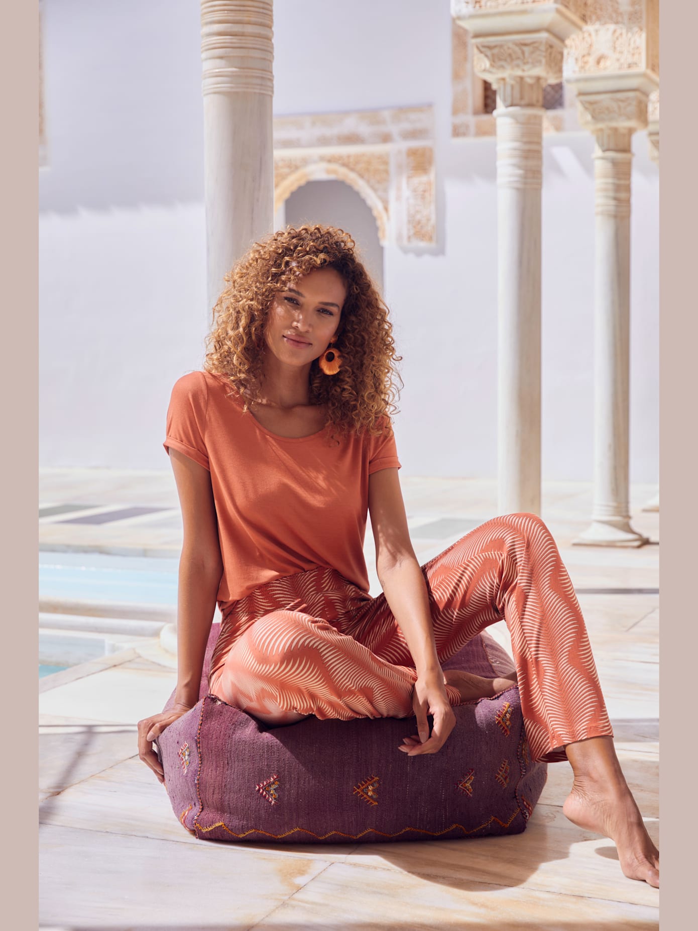 Bas de pyjama pantalon large avec imprimé palmiers graphique