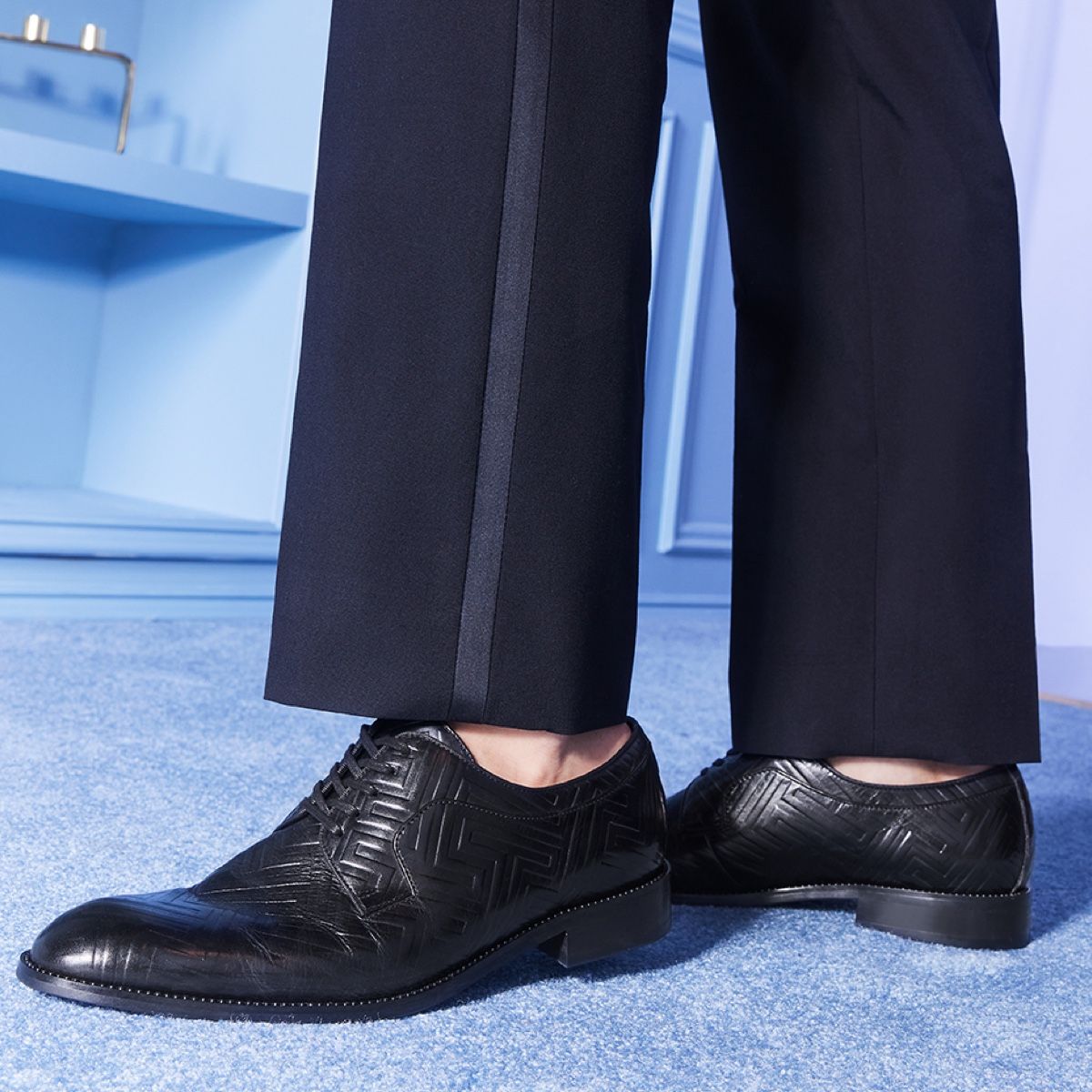 Derreck Black Leather Embossed Men Dress Shoes