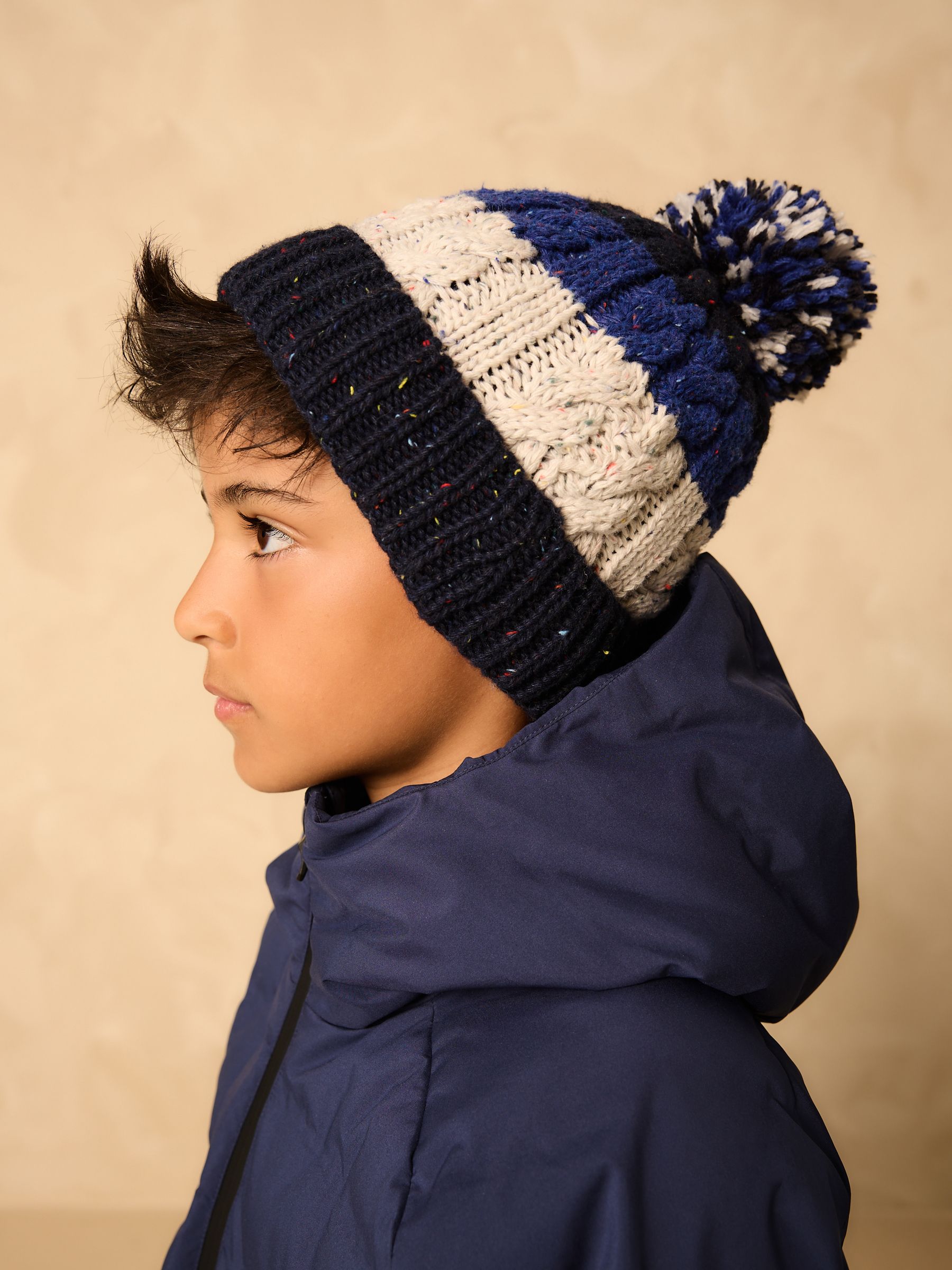 Blauw/witte streep - Beanie-muts met pompon (3mnd-16jr)